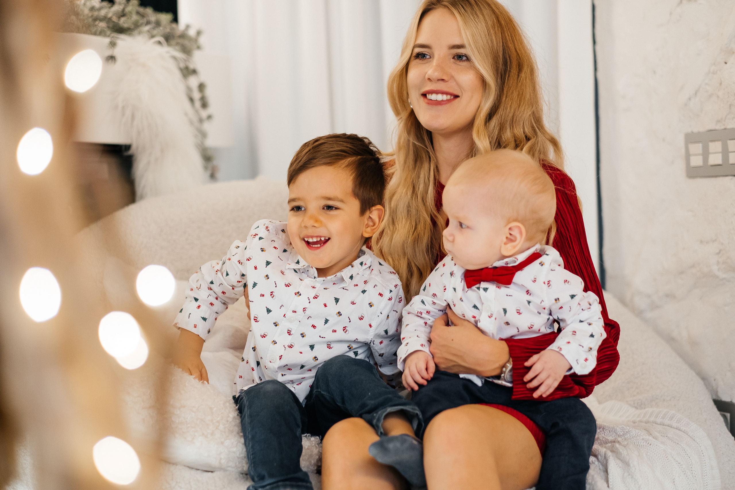 Новогодняя фотосессия Даши с мальчишками. Сімейний і портретний фотограф у Києві Проценко Алла