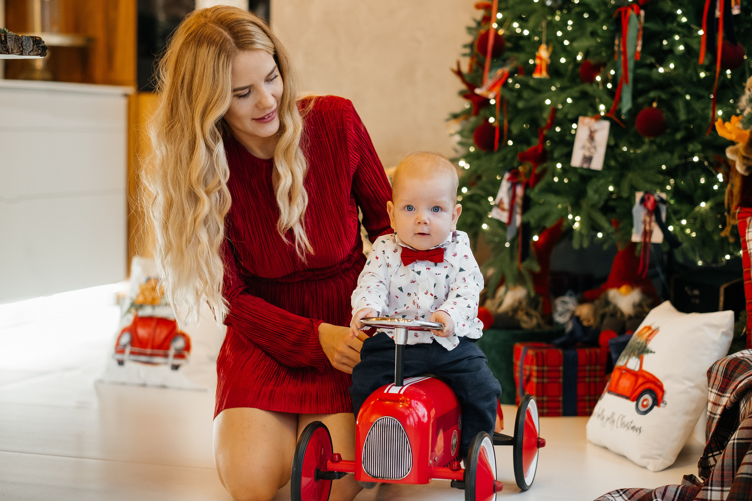 Новогодняя фотосессия Даши с мальчишками. Сімейний і портретний фотограф у Києві Проценко Алла