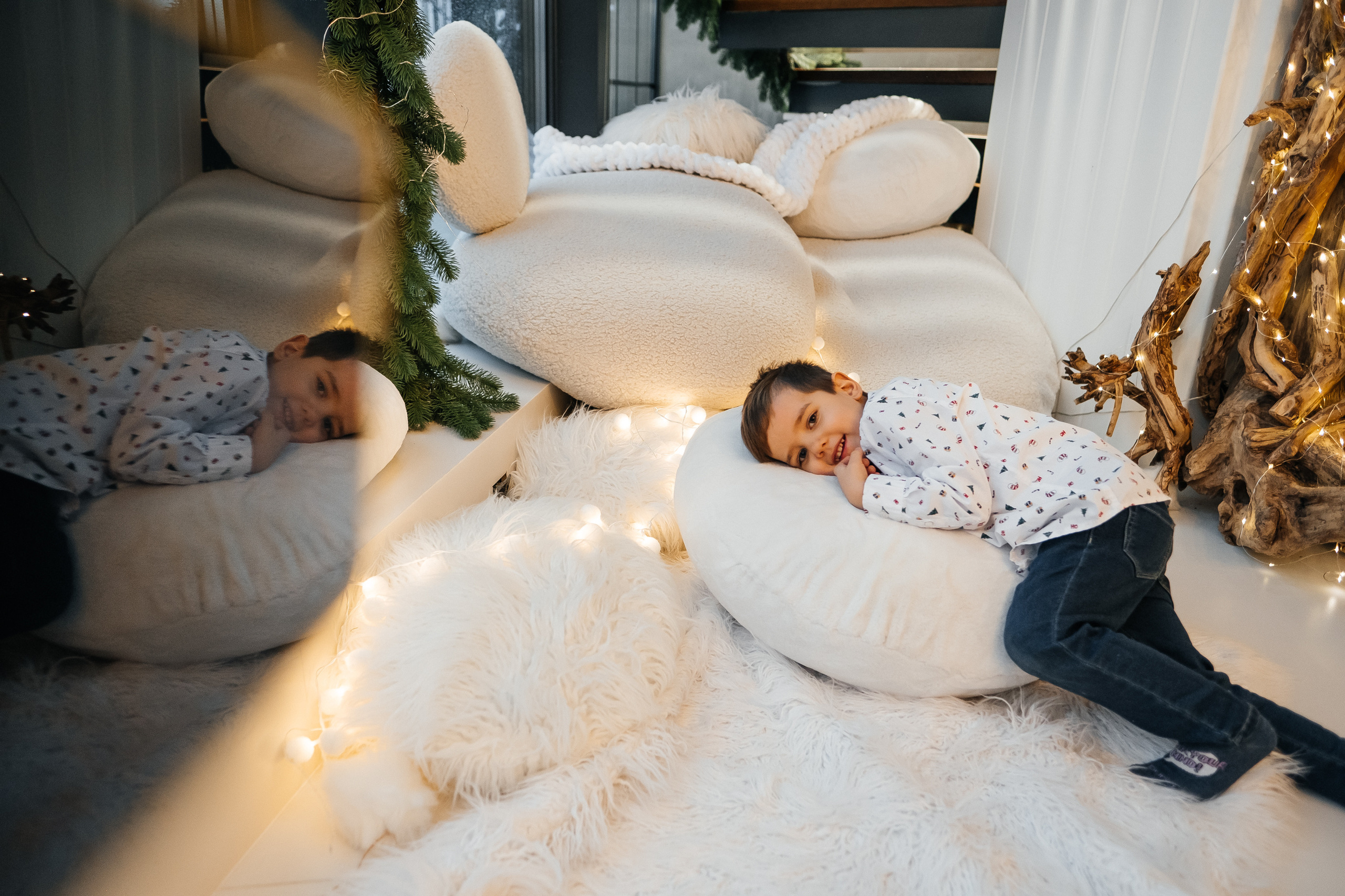 Новогодняя фотосессия Даши с мальчишками. Сімейний і портретний фотограф у Києві Проценко Алла