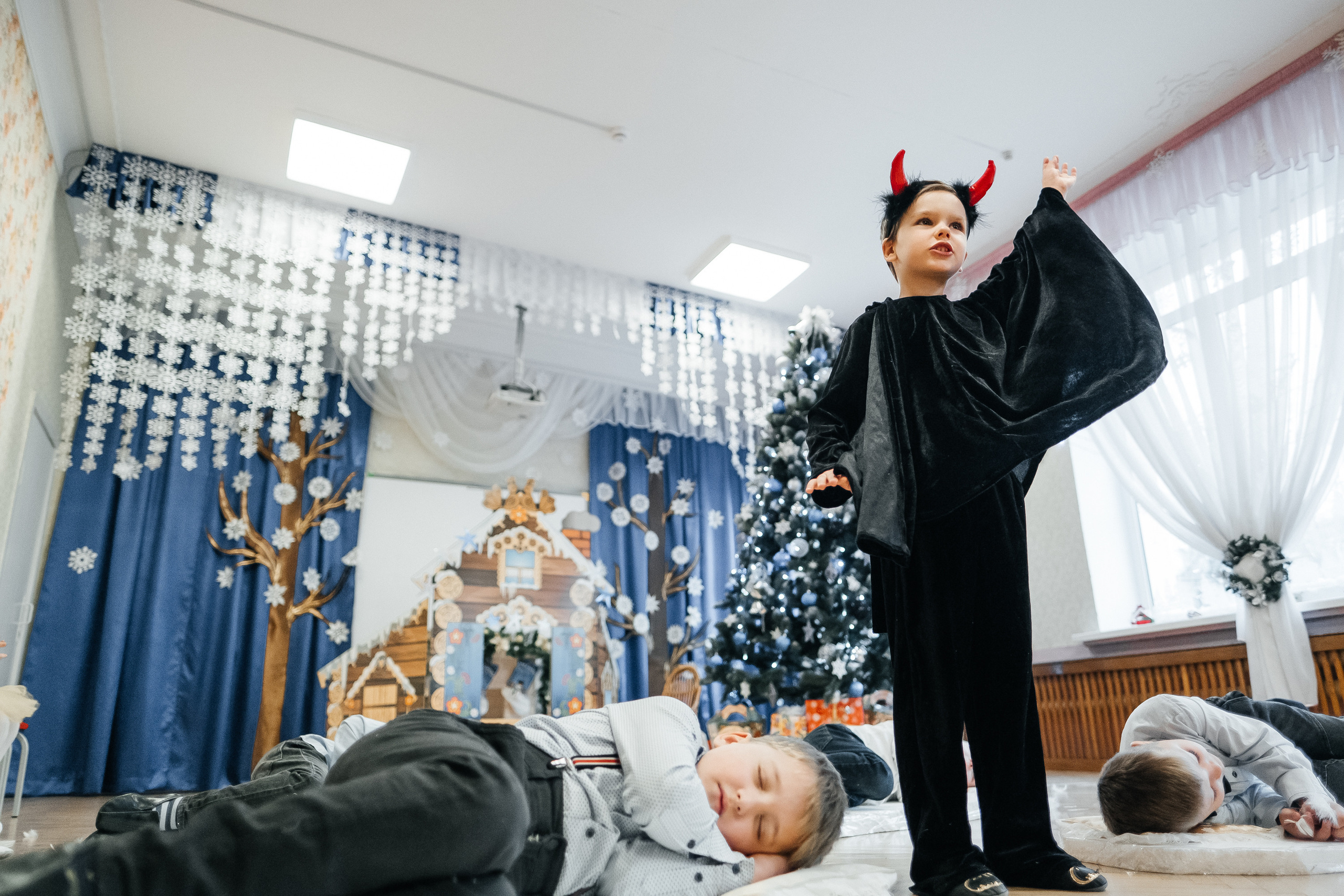 Новорічне свято в садочку. Сімейний і портретний фотограф у Києві Проценко Алла