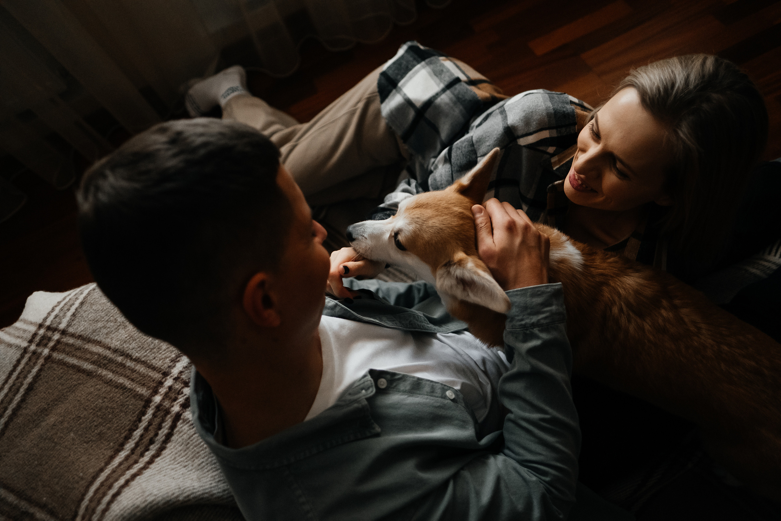 Затишна домашня фотосесія з улюбленцем. Сімейний і портретний фотограф у Києві Проценко Алла