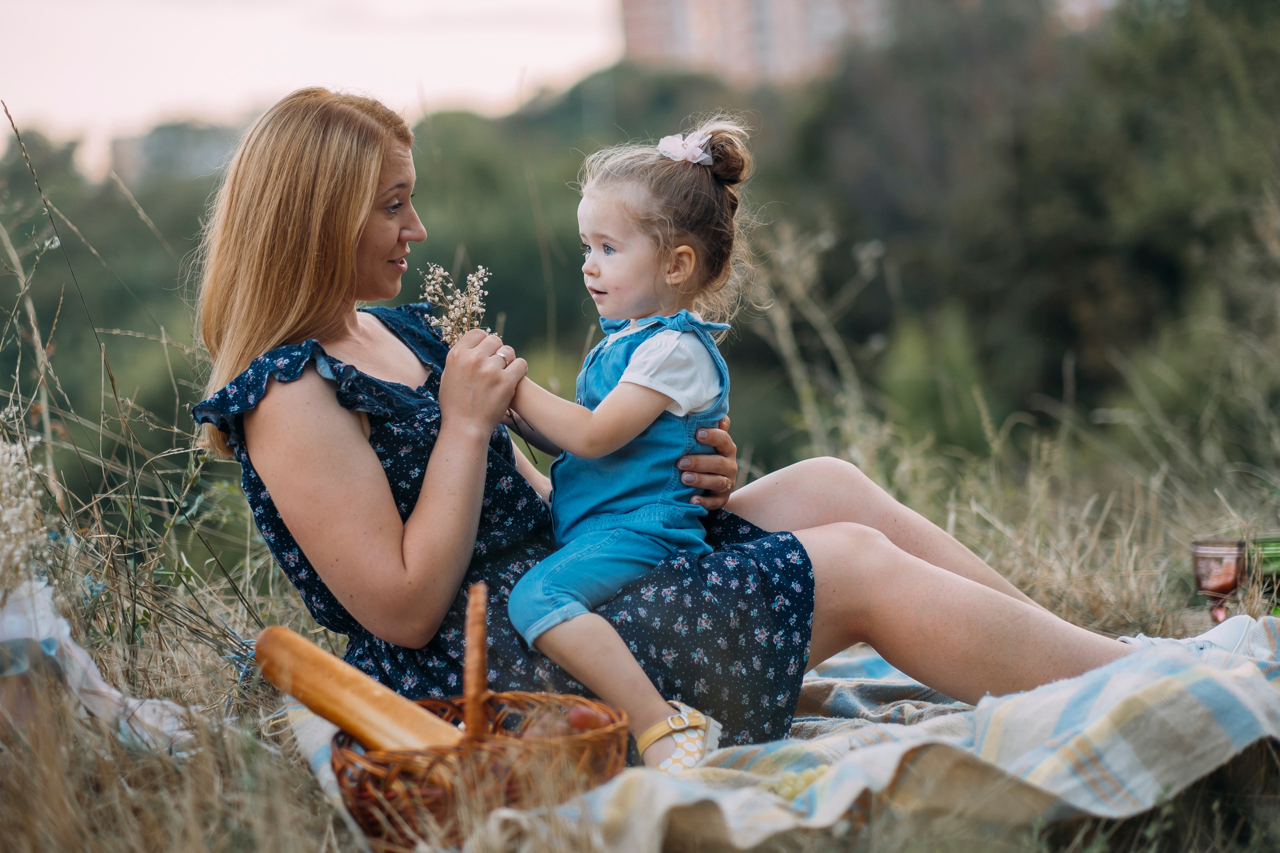 Фотосессия трех поколений девушек. Сімейний і портретний фотограф у Києві Проценко Алла