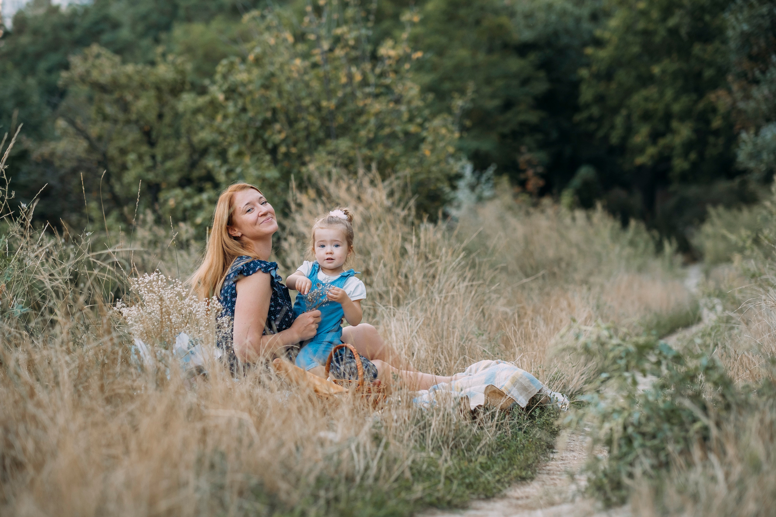 Фотосессия трех поколений девушек. Сімейний і портретний фотограф у Києві Проценко Алла