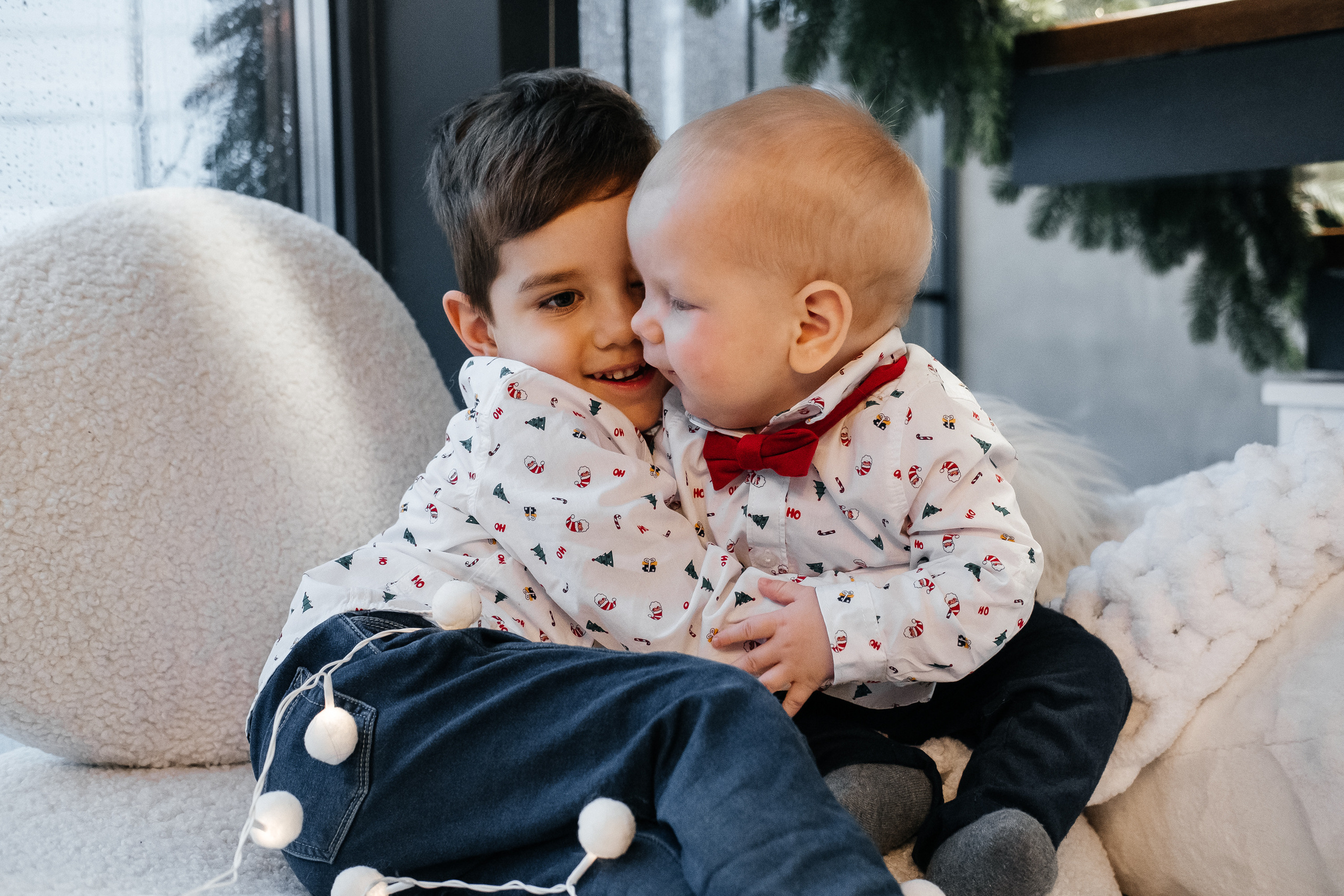 Новогодняя фотосессия Даши с мальчишками. Сімейний і портретний фотограф у Києві Проценко Алла