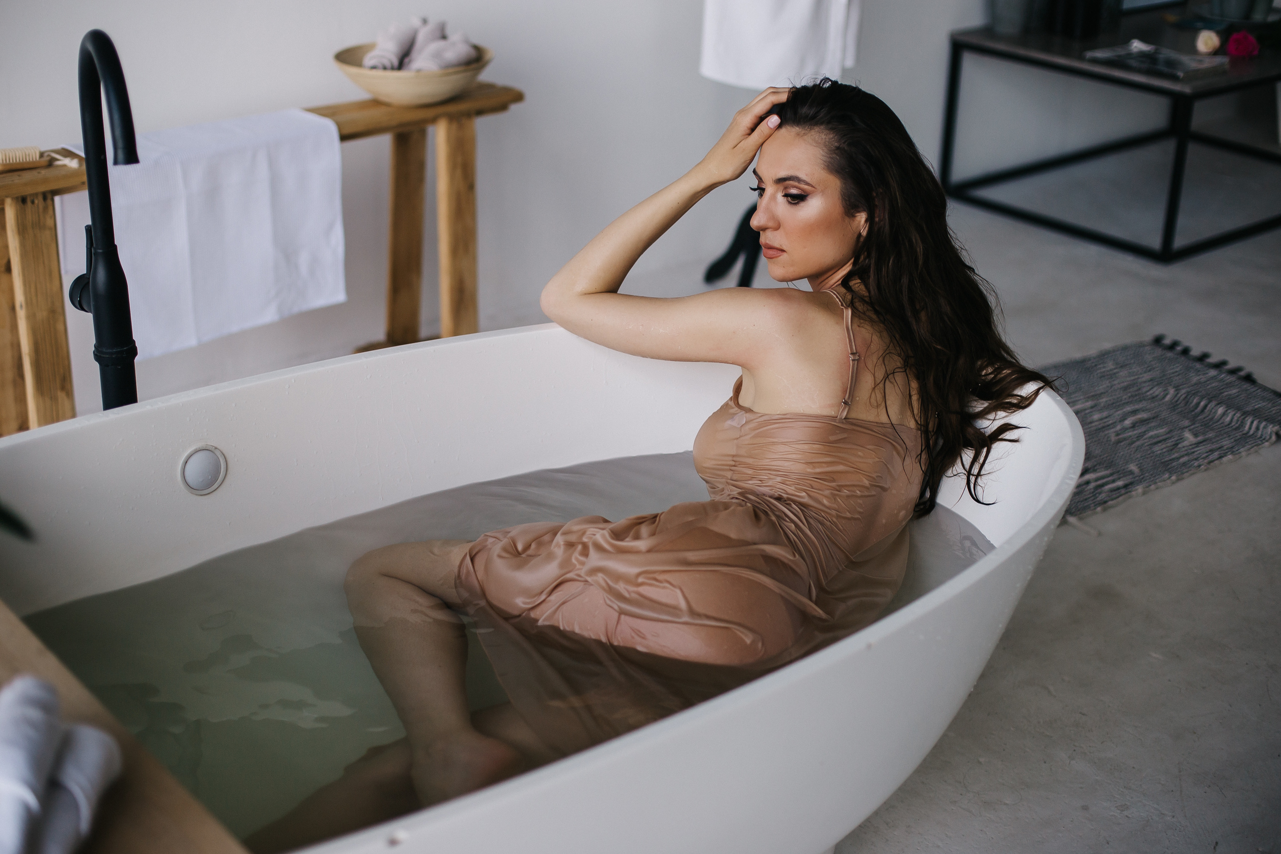Girl in the bath. Фотограф Анастасия Шемет