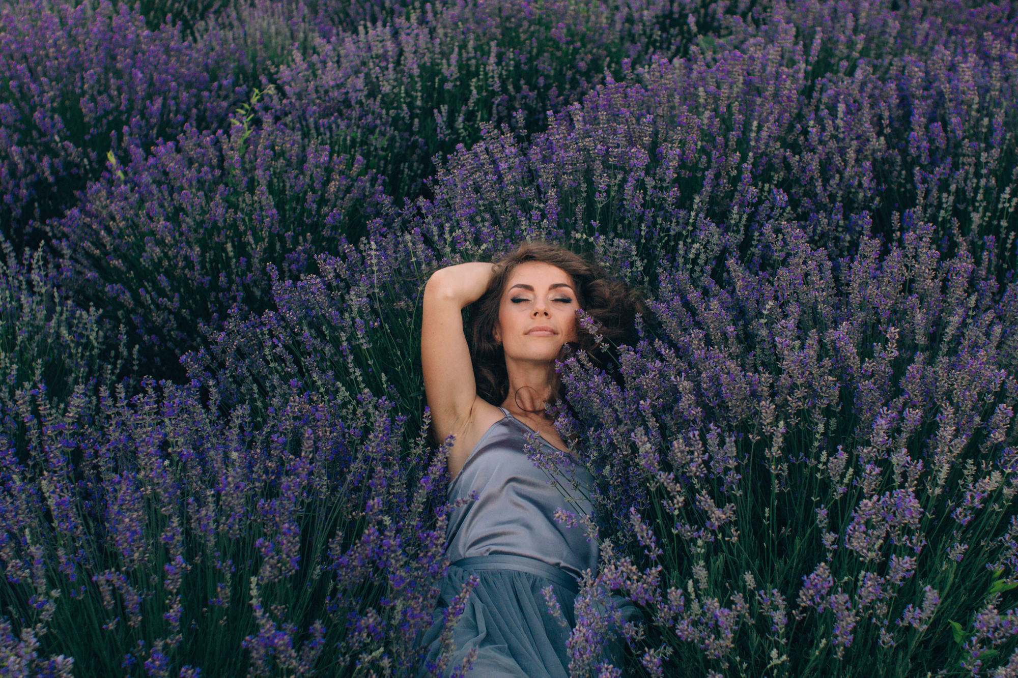 Любовь цвета лаванда — Рома и Оля. Фотограф Анастасия Шемет