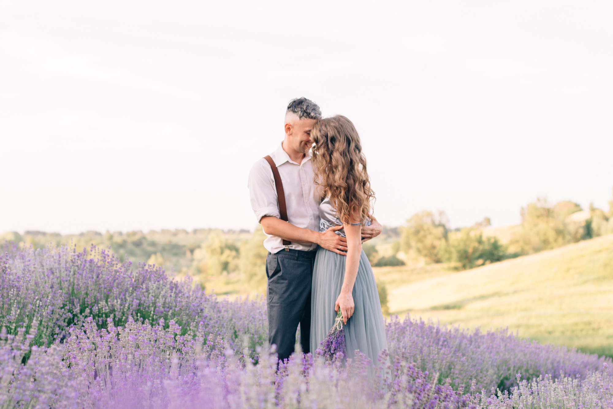 Любовь цвета лаванда — Рома и Оля. Фотограф Анастасия Шемет