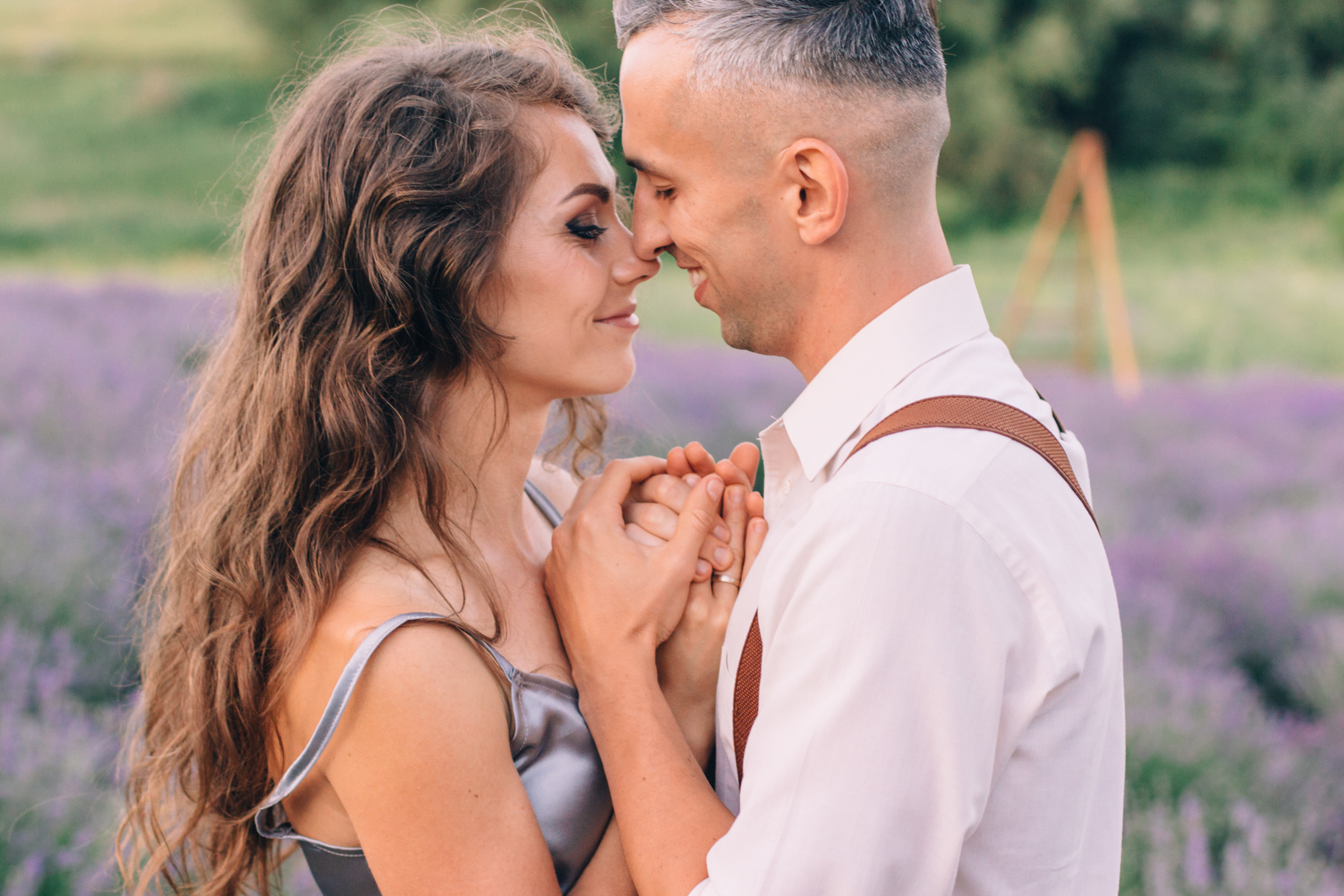 Любовь цвета лаванда — Рома и Оля. Фотограф Анастасия Шемет