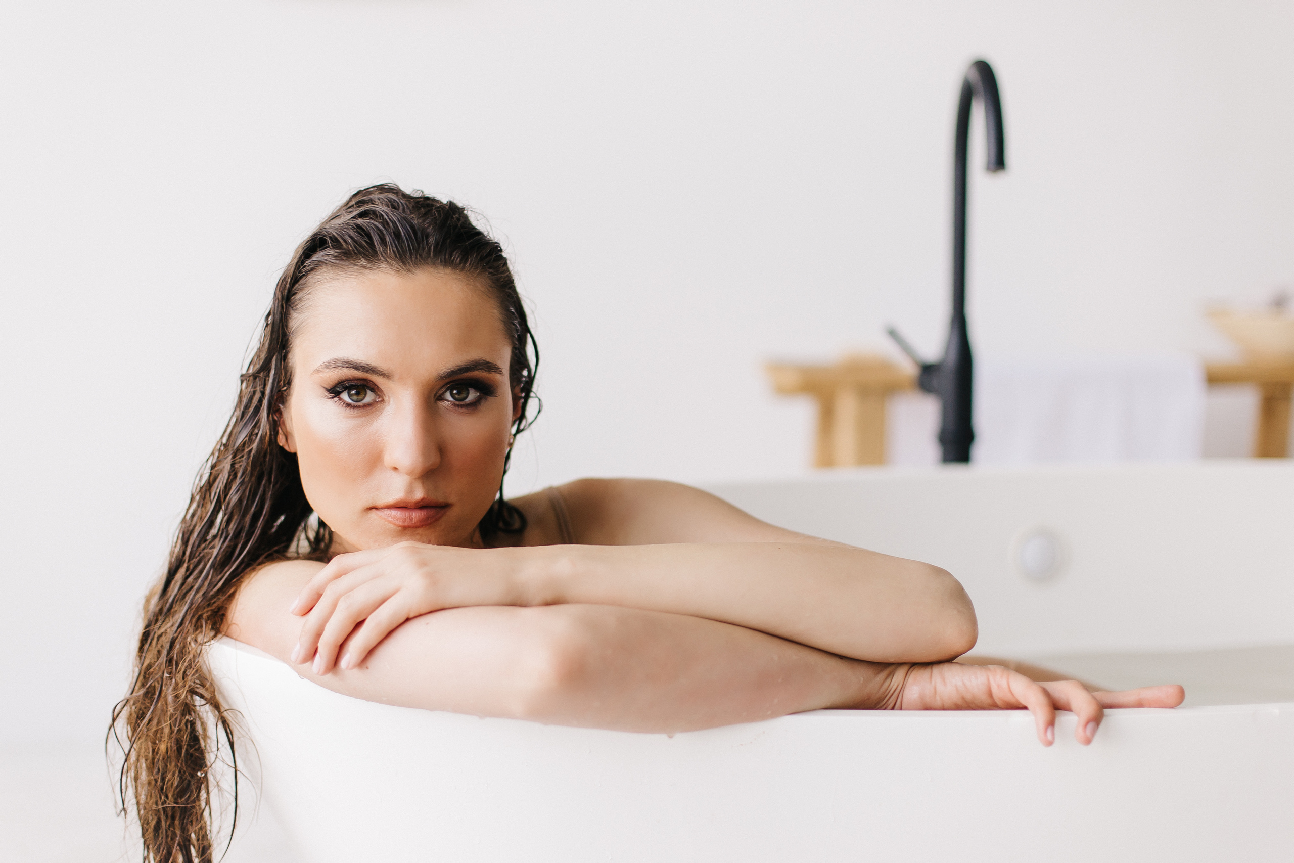 Girl in the bath. Фотограф Анастасия Шемет