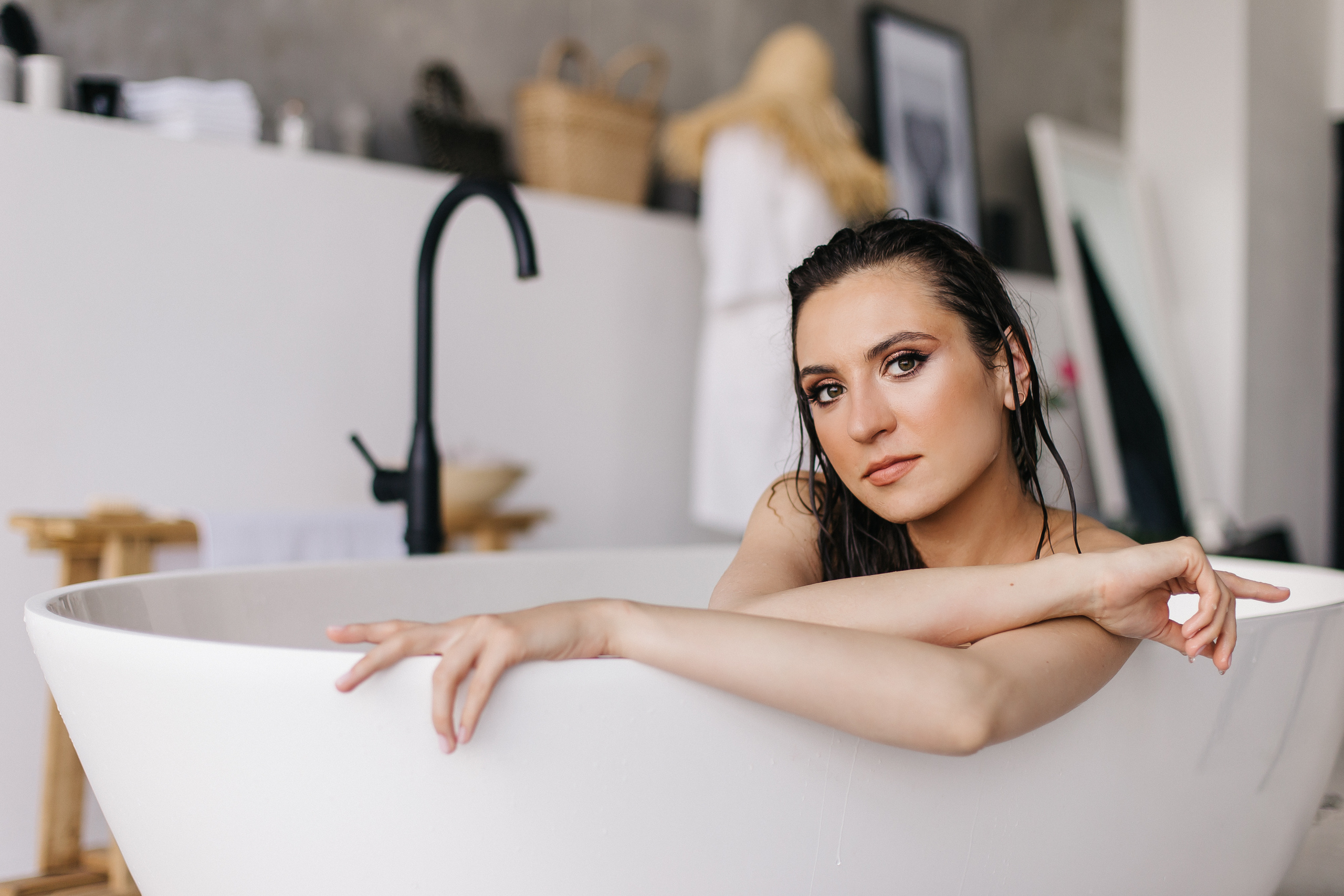 Girl in the bath. Фотограф Анастасия Шемет