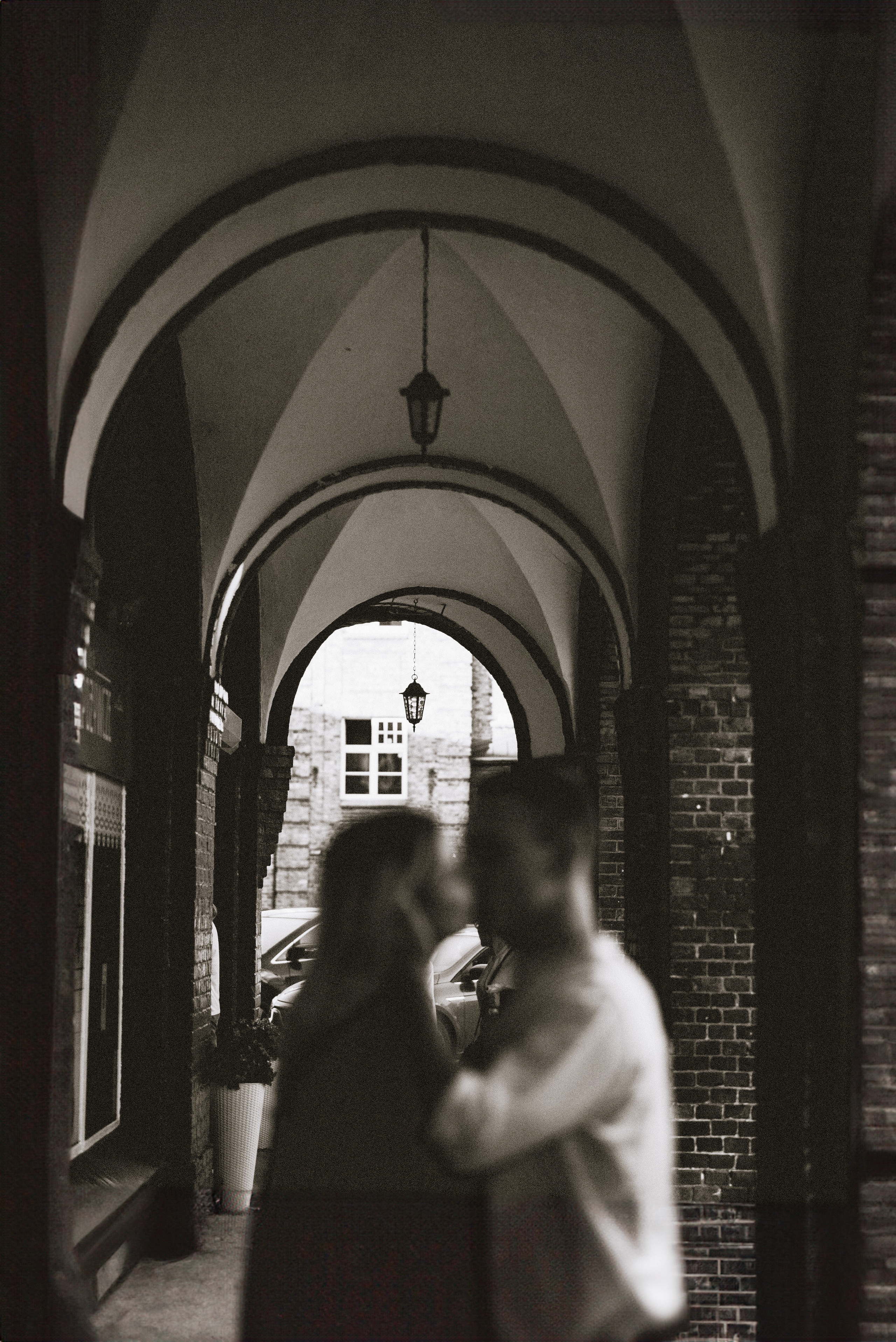 Tosia & Tomasz. Sesja miłosna na Nikiszowcu. Bałanda Fotografia – Sesje Kobiece, Rodzinne, Miłosne, Reportaże | Katowice Śląsk