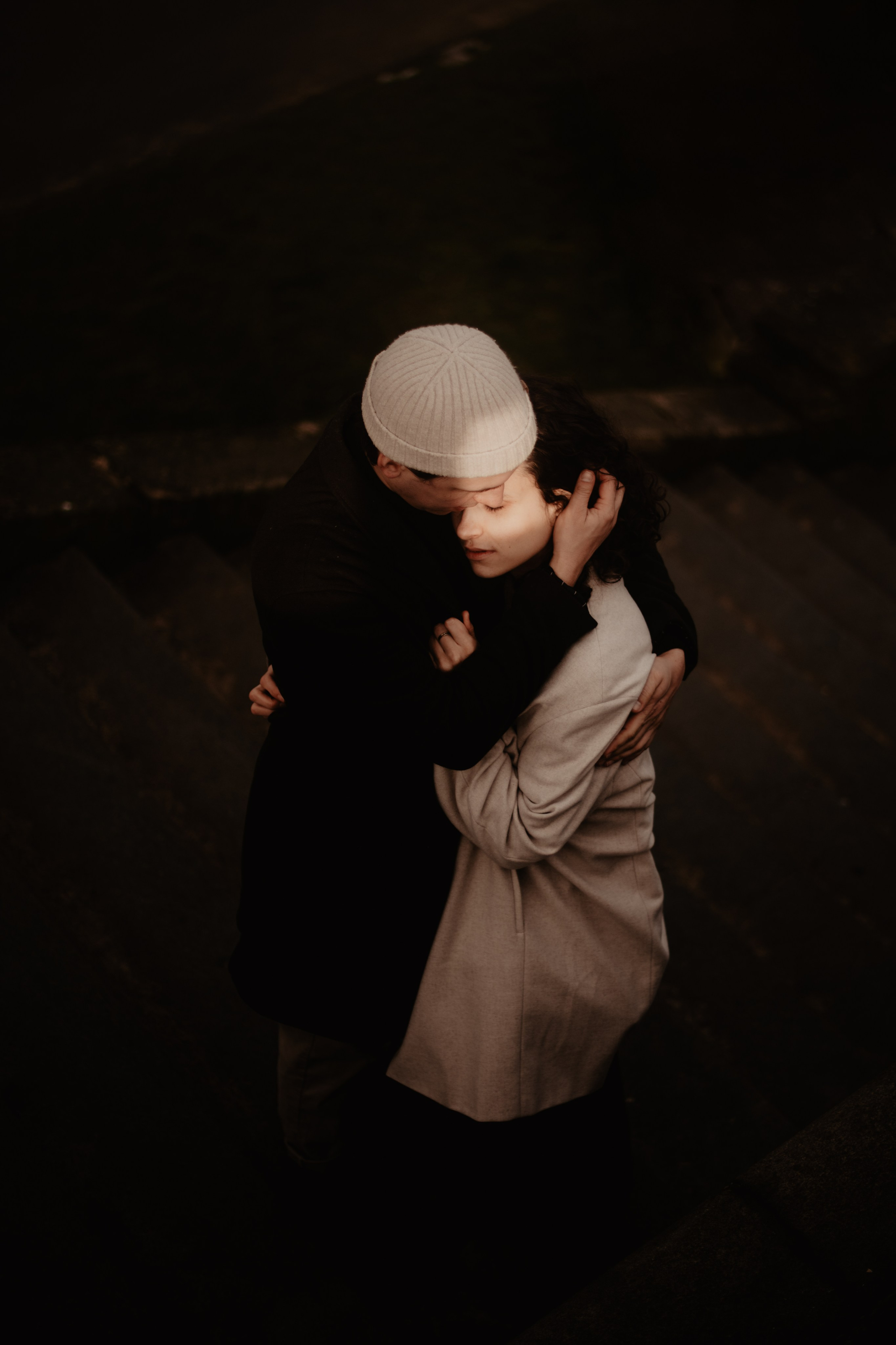 Magda i Patryk -romantyczny spacer po Krakowie. Bałanda Fotografia – Sesje Kobiece, Rodzinne, Miłosne, Reportaże | Katowice Śląsk