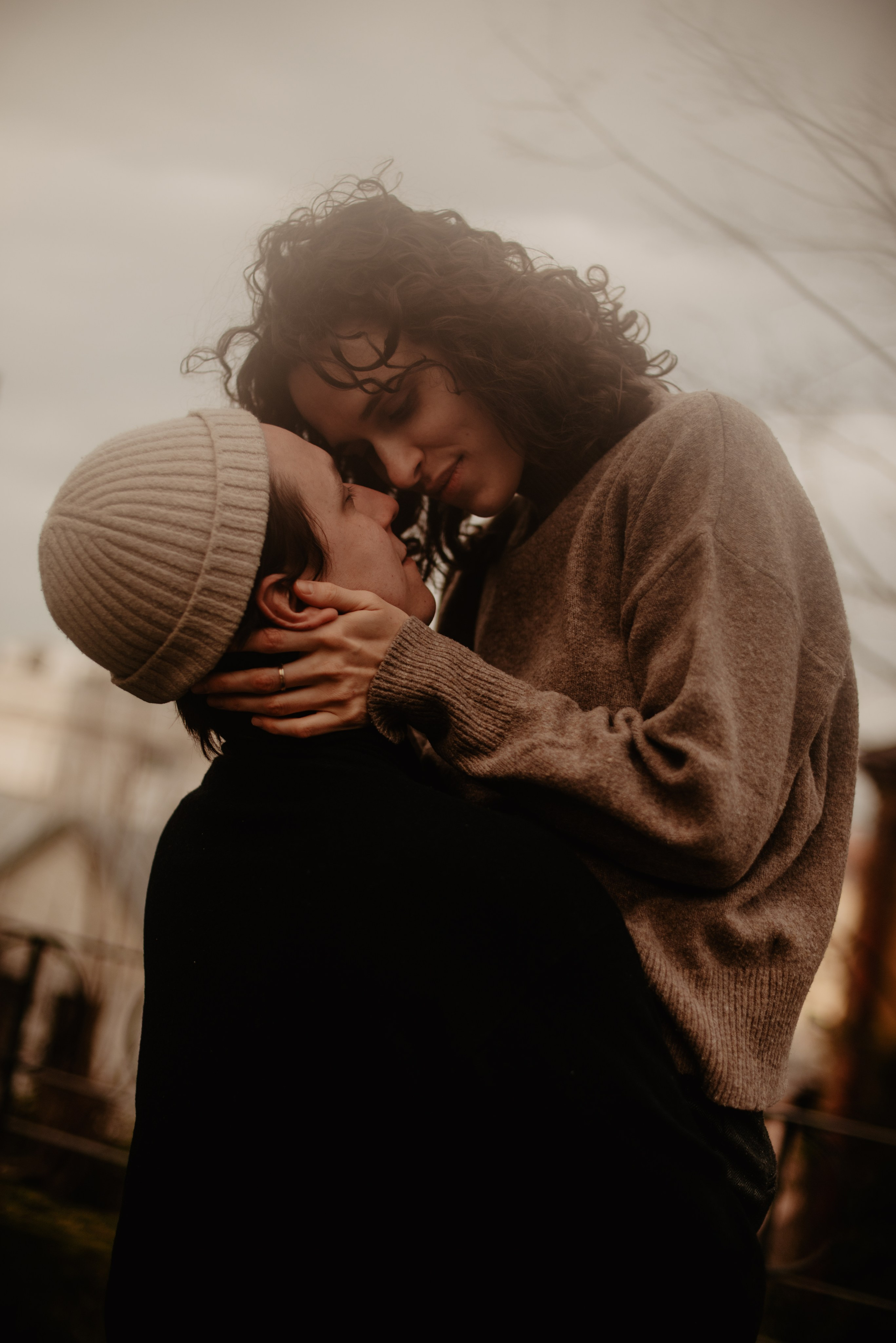 Magda i Patryk -romantyczny spacer po Krakowie. Bałanda Fotografia – Sesje Kobiece, Rodzinne, Miłosne, Reportaże | Katowice Śląsk