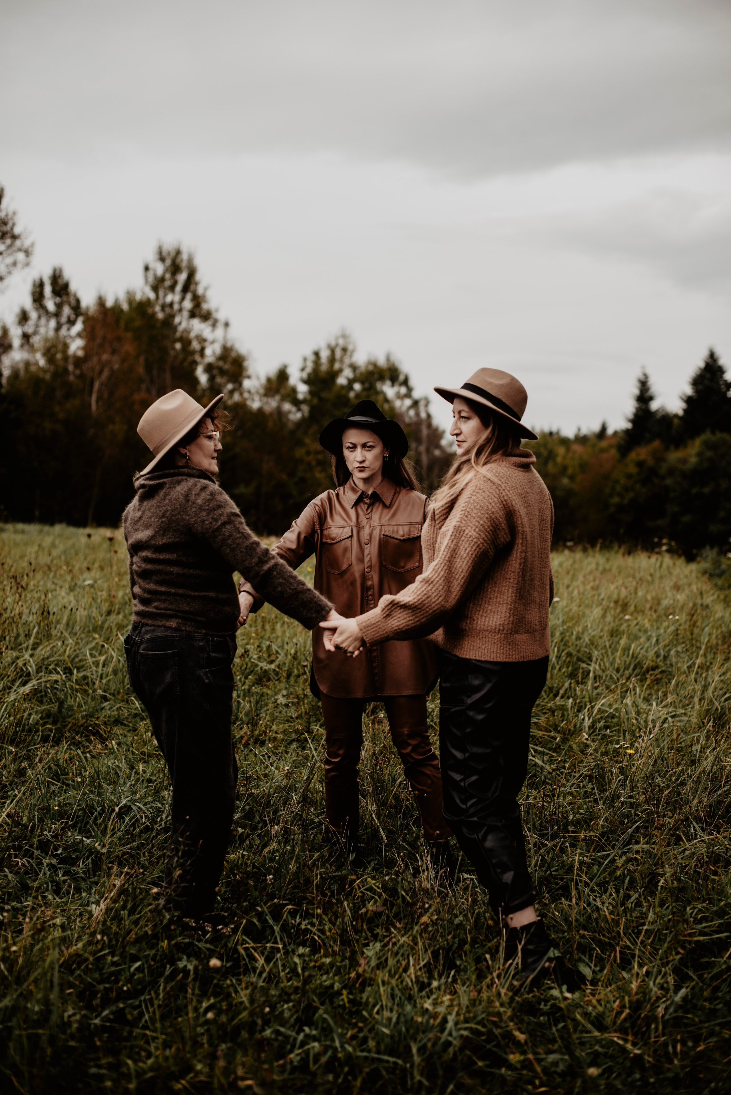 Sisterhood. Bałanda Fotografia – Sesje Kobiece, Rodzinne, Miłosne, Reportaże | Katowice Śląsk