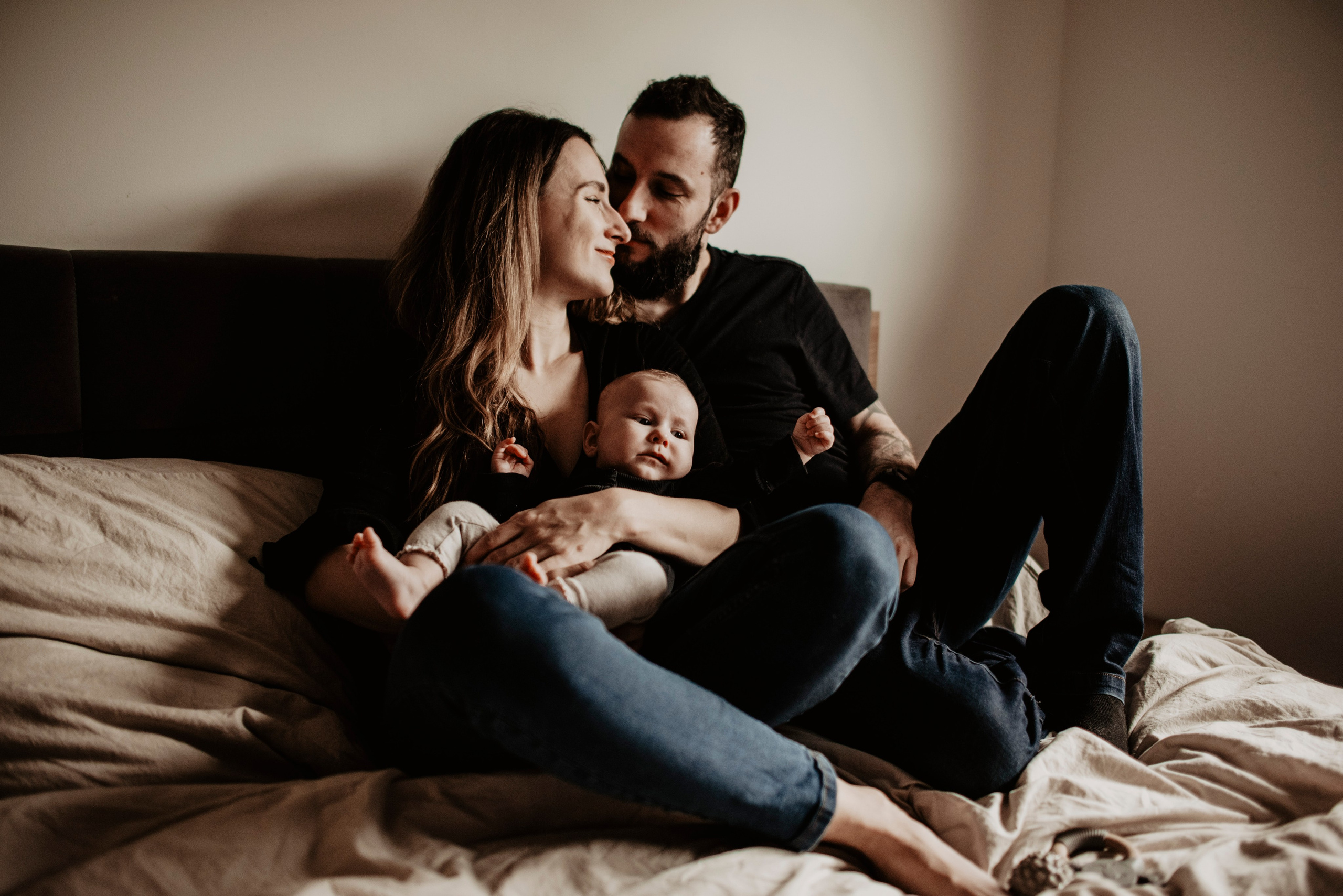 Domowa sesja.Aneta, Andrzej, Inka i Nela. Bałanda Fotografia – Sesje Kobiece, Rodzinne, Miłosne, Reportaże | Katowice Śląsk