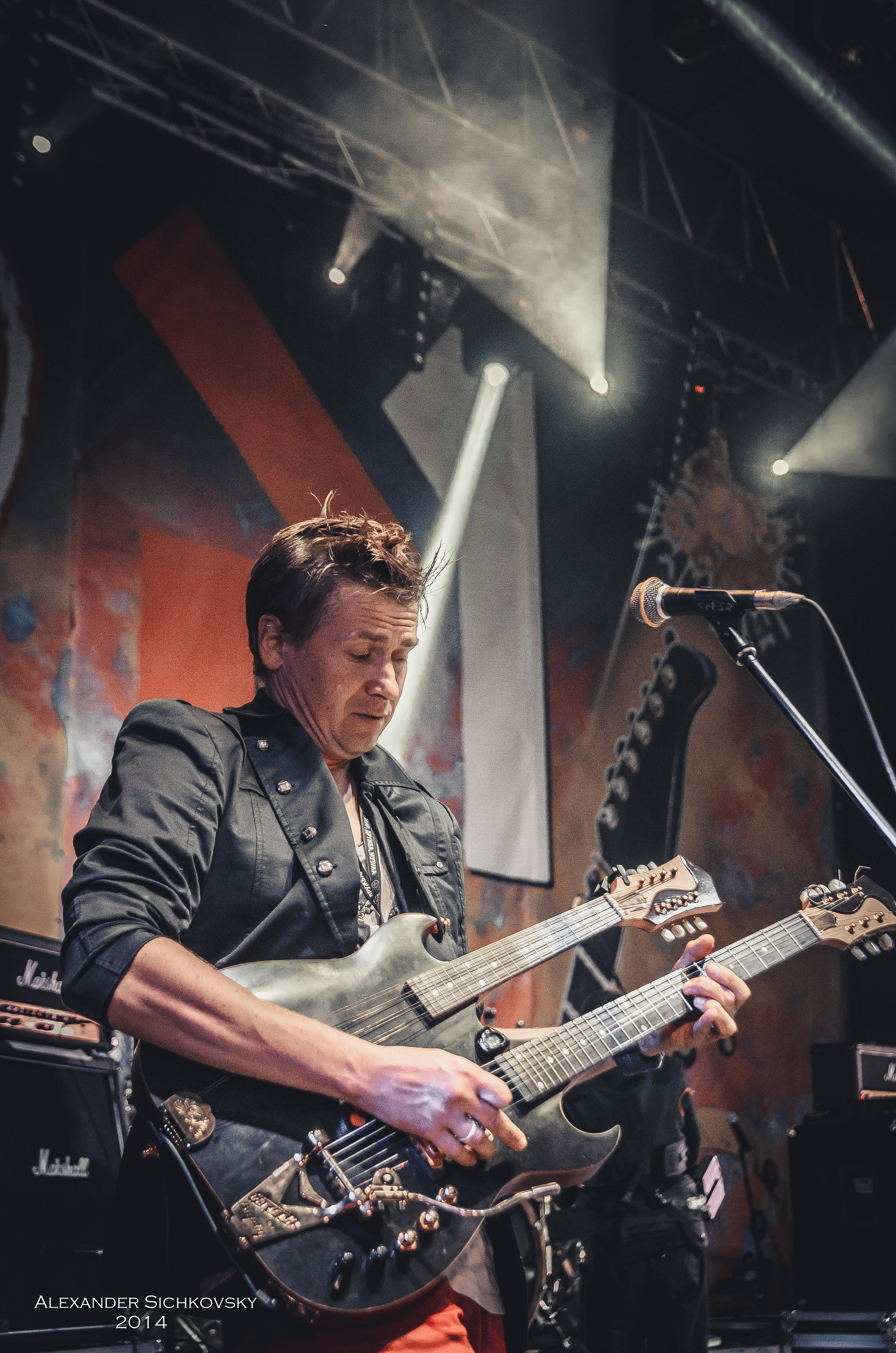 Індивідуальні зйомки та репортаж подій. Предметний фотограф Чернівці для інтернет магазину, сайту, каталогу, контент для бізнесу