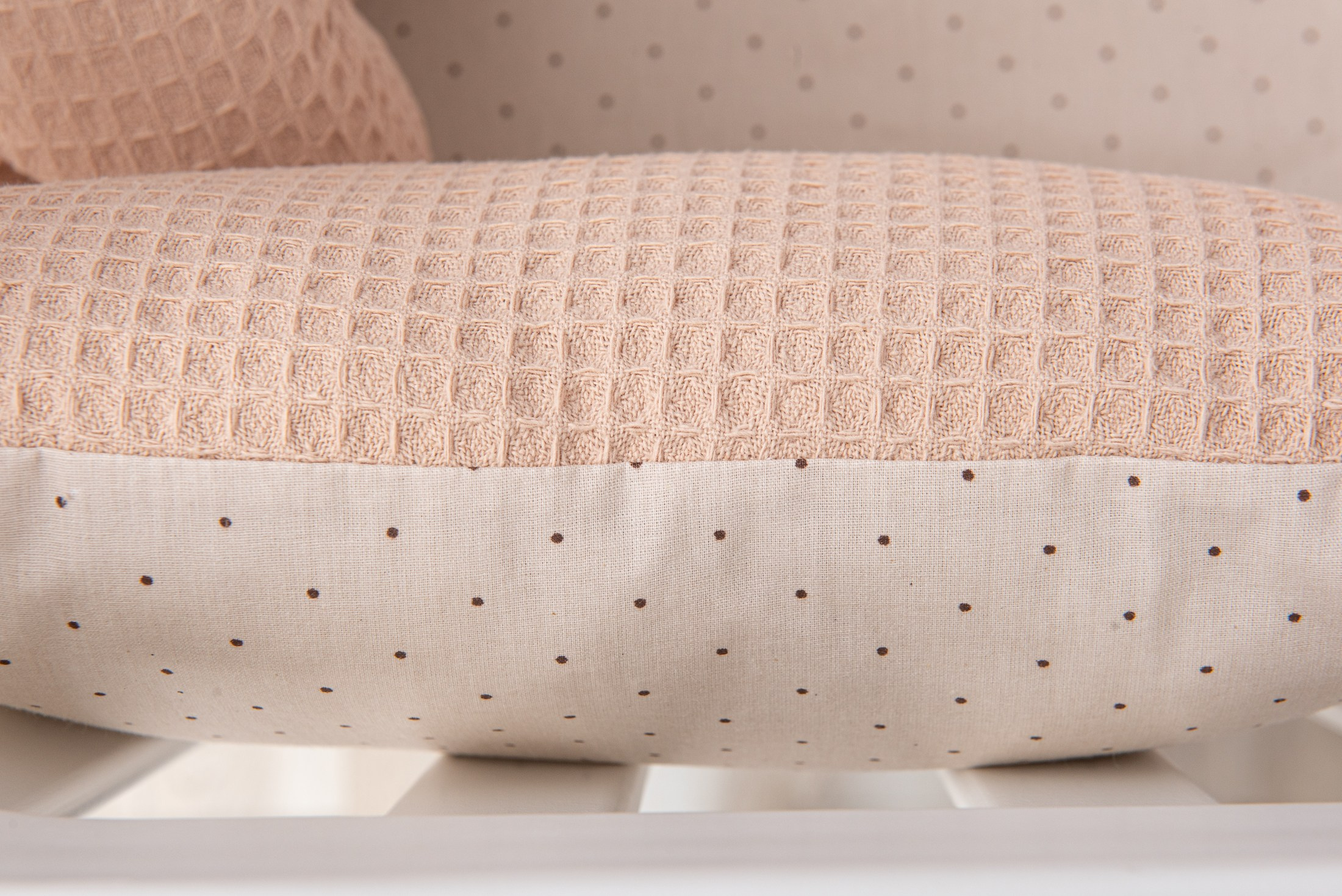 Предметна та каталожна фотографія. Предметний фотограф Чернівці для інтернет магазину, сайту, каталогу, контент для бізнесу