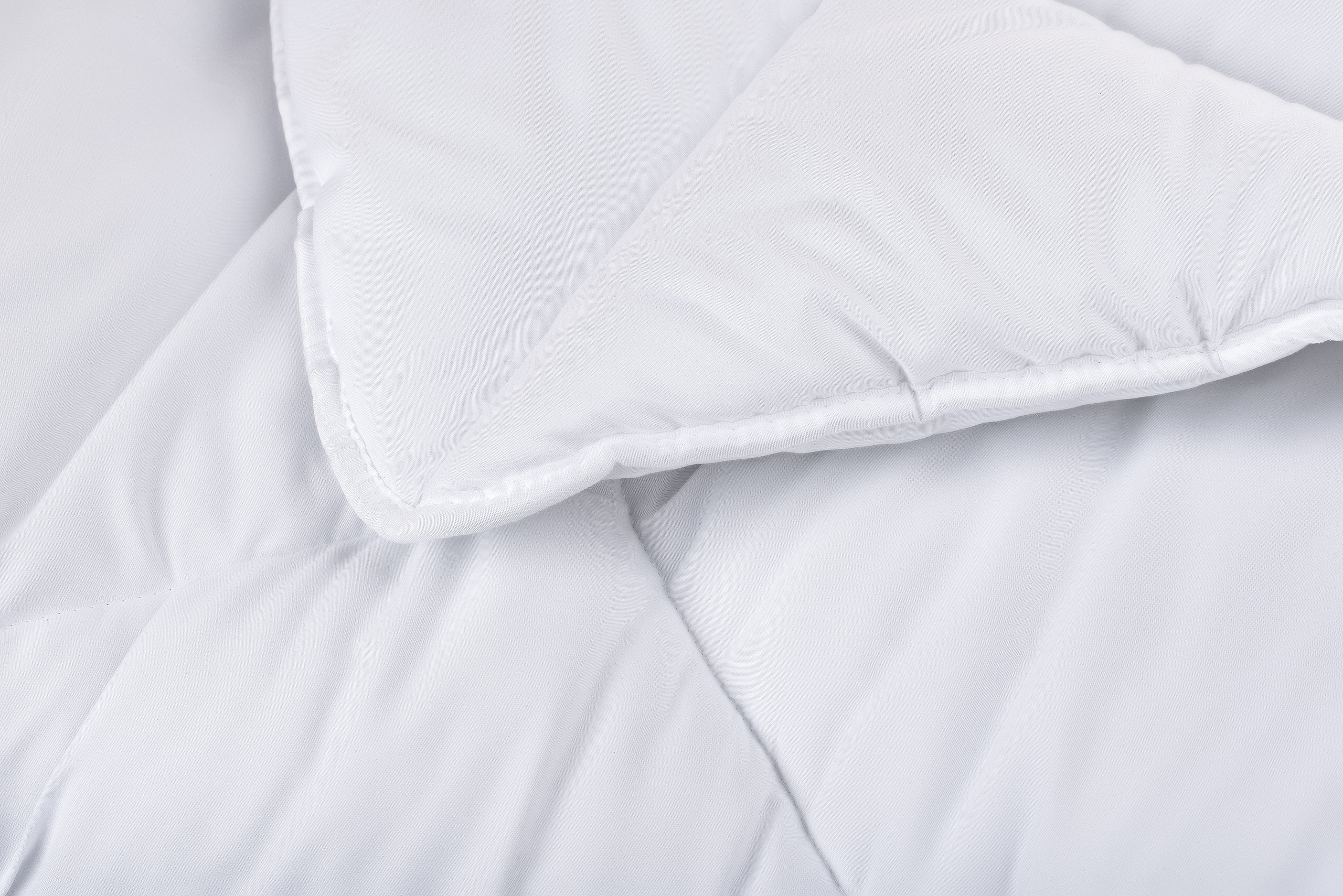 Предметна та каталожна фотографія. Предметний фотограф Чернівці для інтернет магазину, сайту, каталогу, контент для бізнесу