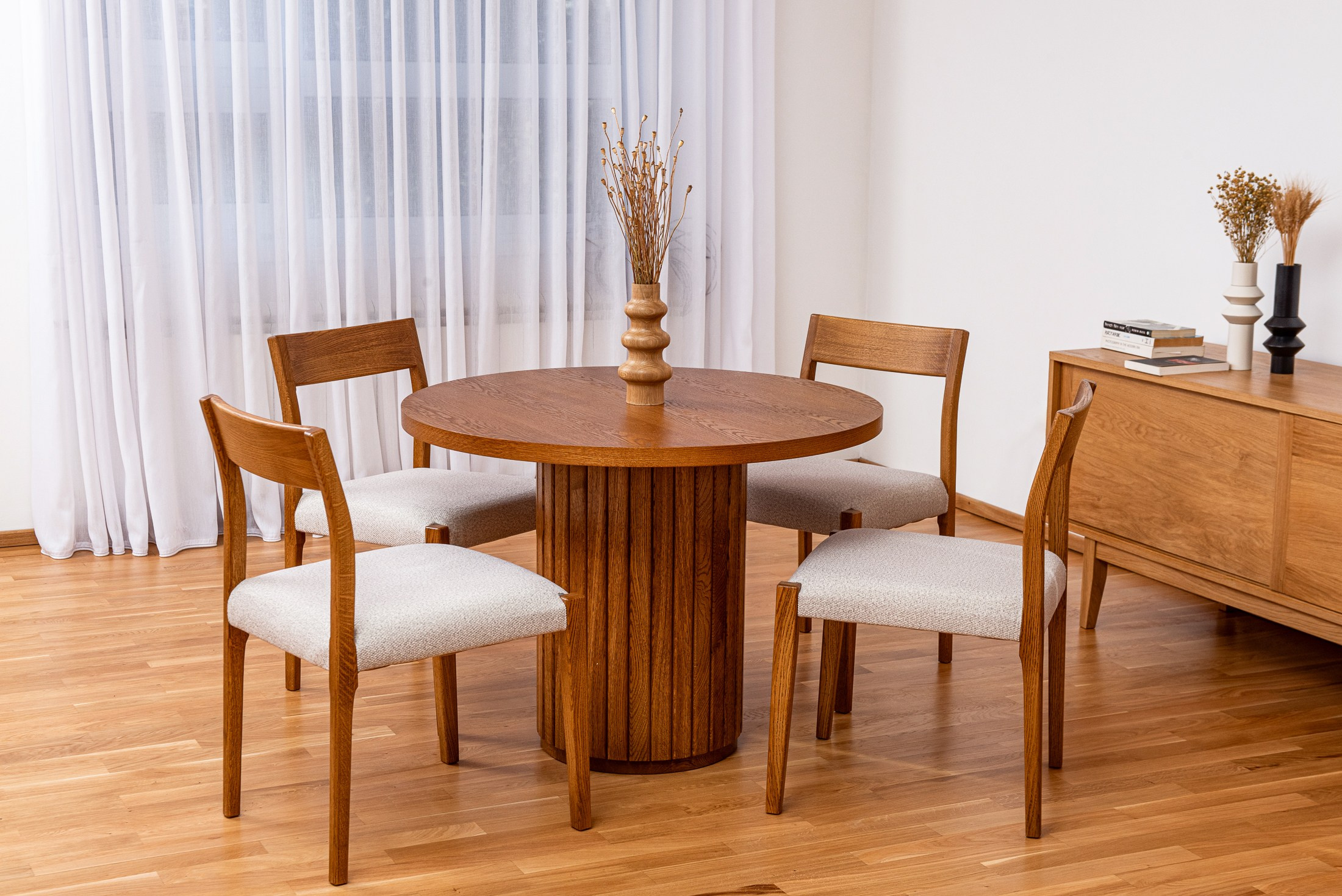 Предметна та каталожна фотографія. Предметний фотограф Чернівці для інтернет магазину, сайту, каталогу, контент для бізнесу