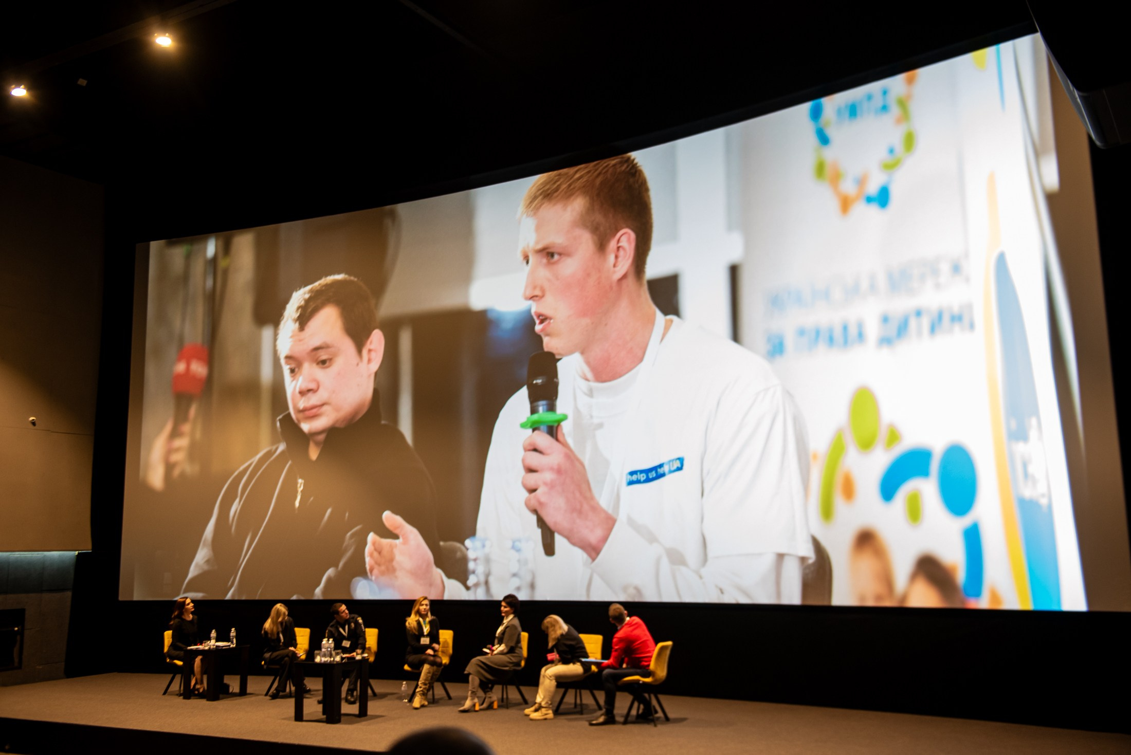 Індивідуальні зйомки та репортаж подій. Предметний фотограф Чернівці для інтернет магазину, сайту, каталогу, контент для бізнесу