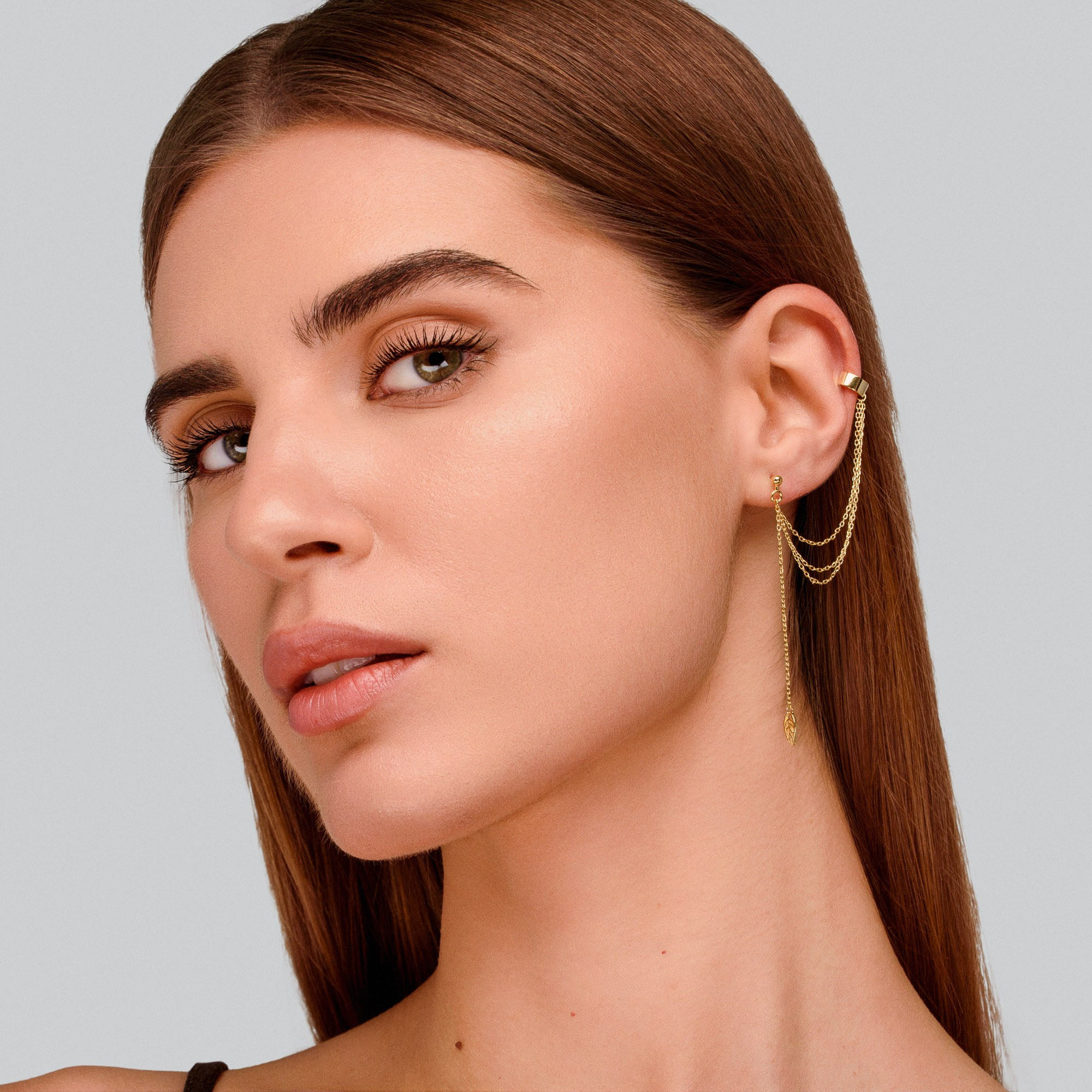 Ювелірна фотографія сережок, каблучок, браслетів – блиск дорогоцінного каміння, Предмет фото золото, срібло – студійне фотозйомка прикрас Чернівці, Макро-фото ювелірних виробів з акцентом на деталі та тіні, Каталожна зйомка ювелірних прикрас для сайту та маркетплейсів, предметний фотограф Чернівці, предметний фотограф ювелірних виробів, предметний фотограф Україна, Послуги предметного фотографа для бізнесу в Чернівцях, Зйомка товарів для сайтів, Instagram та маркетплейсів, Рекламна і комерційна фотографія під ключ