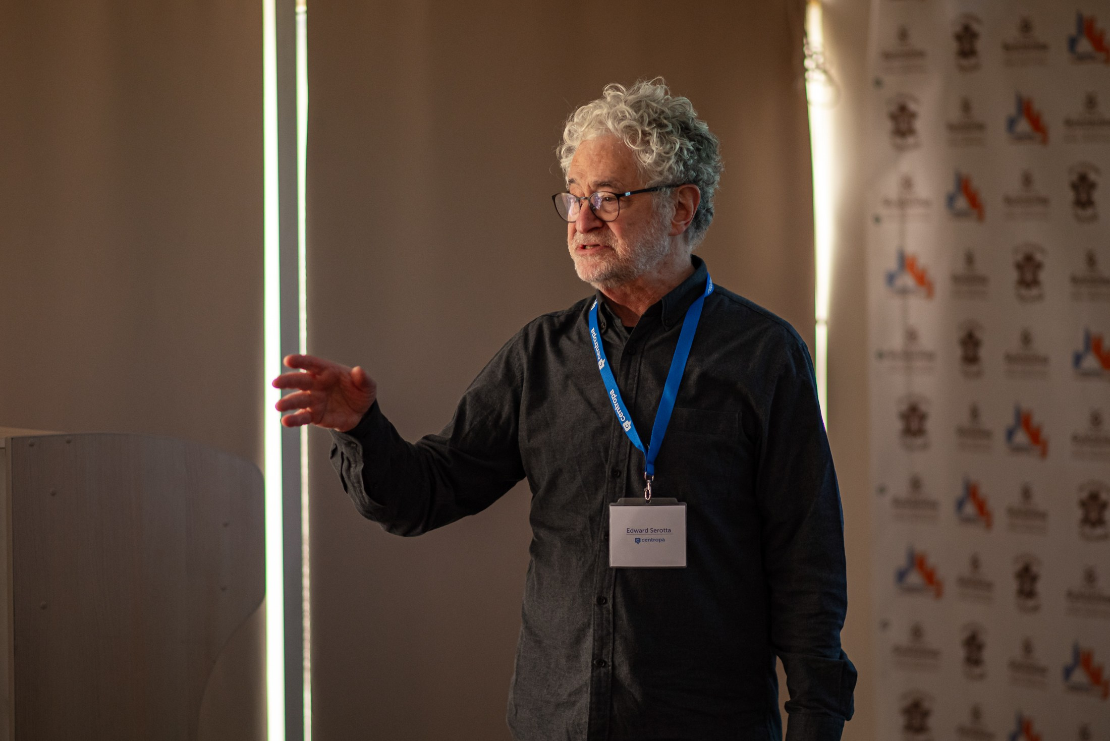 Індивідуальні зйомки та репортаж подій. Предметний фотограф Чернівці для інтернет магазину, сайту, каталогу, контент для бізнесу