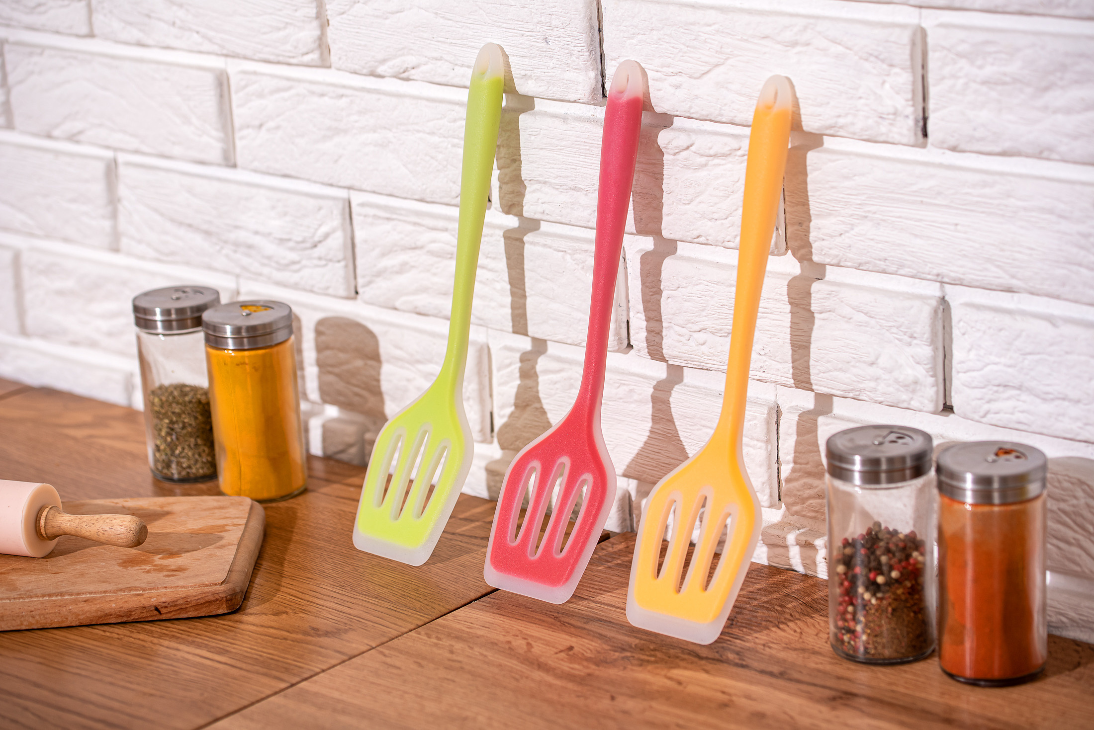 Предметна та каталожна фотографія. Предметний фотограф Чернівці для інтернет магазину, сайту, каталогу, контент для бізнесу