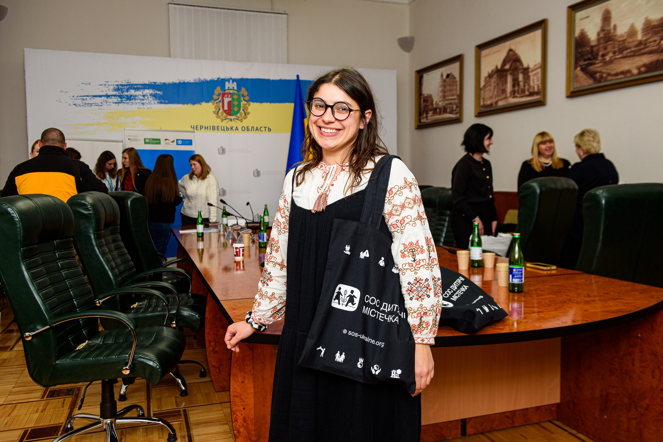 Індивідуальні зйомки та репортаж подій. Предметний фотограф Чернівці для інтернет магазину, сайту, каталогу, контент для бізнесу