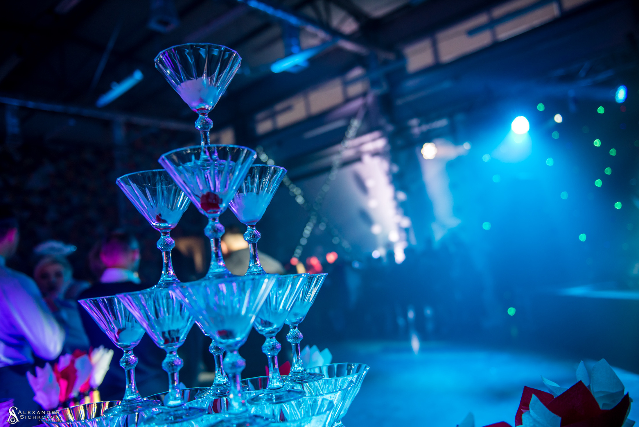 Індивідуальні зйомки та репортаж подій. Предметний фотограф Чернівці для інтернет магазину, сайту, каталогу, контент для бізнесу