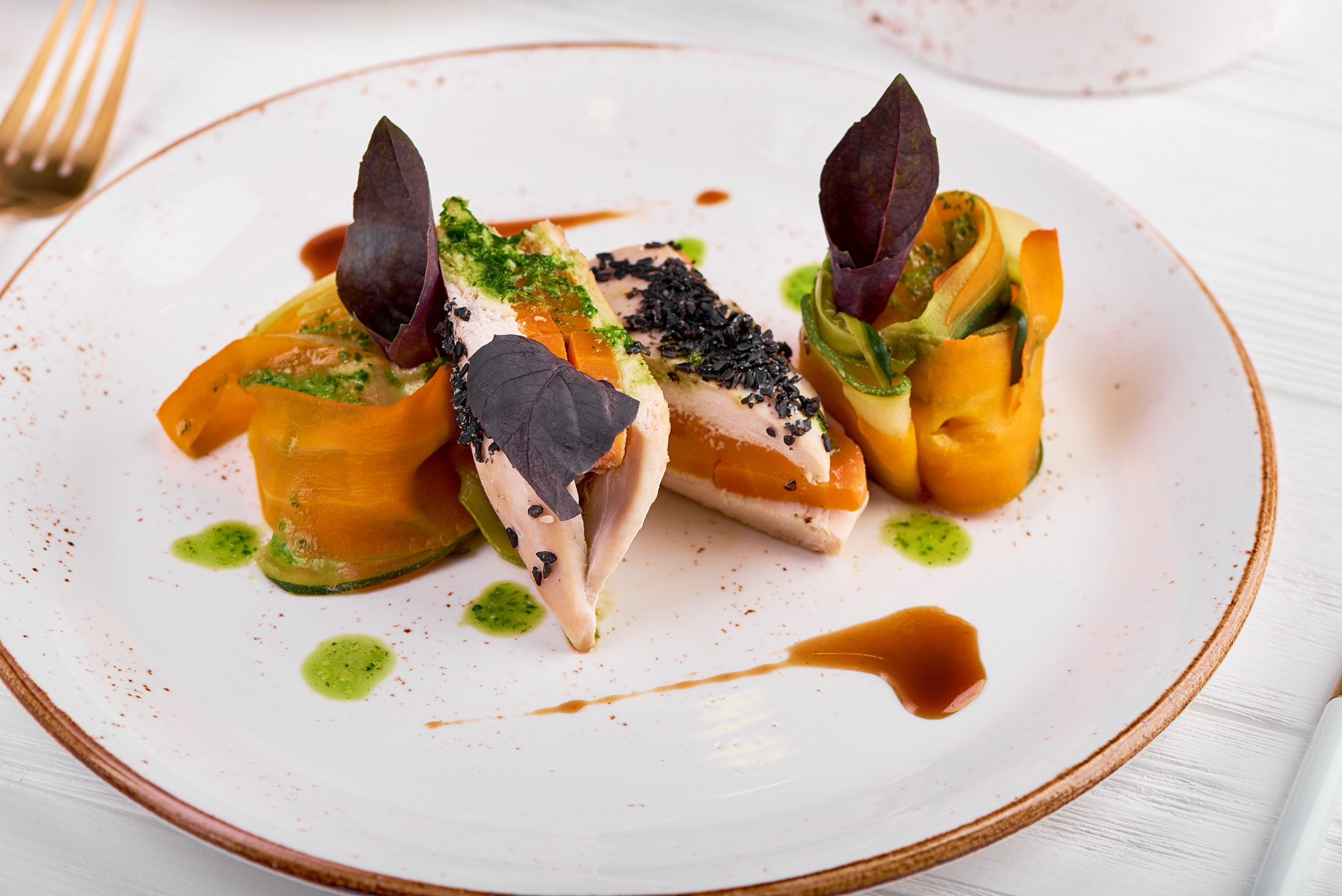 Предметный фотограф Сичковский Александр, Черновцы, фото для интернет магазина, фото для каталога, фото свадебных платьев, фуд-фотограф, фуд фото, предметний фотограф Чернівці, контент зйомка, Чернівці фотограф, Професійна предметна фотографія для бізнесу у Чернівцях, Каталожна зйомка товарів для інтернет-магазину – Чернівці, Рекламна фотографія для брендів і підприємців, Контент-фото для соцмереж та маркетплейсів – зйомка у студії, Фотозйомка товарів на білому фоні для маркетплейсів, Послуги предметного фотографа для бізнесу в Чернівцях, Зйомка товарів для сайтів, Instagram та маркетплейсів, Рекламна і комерційна фотографія під ключ, Контент-зйомка для брендів, магазинів, ресторанів