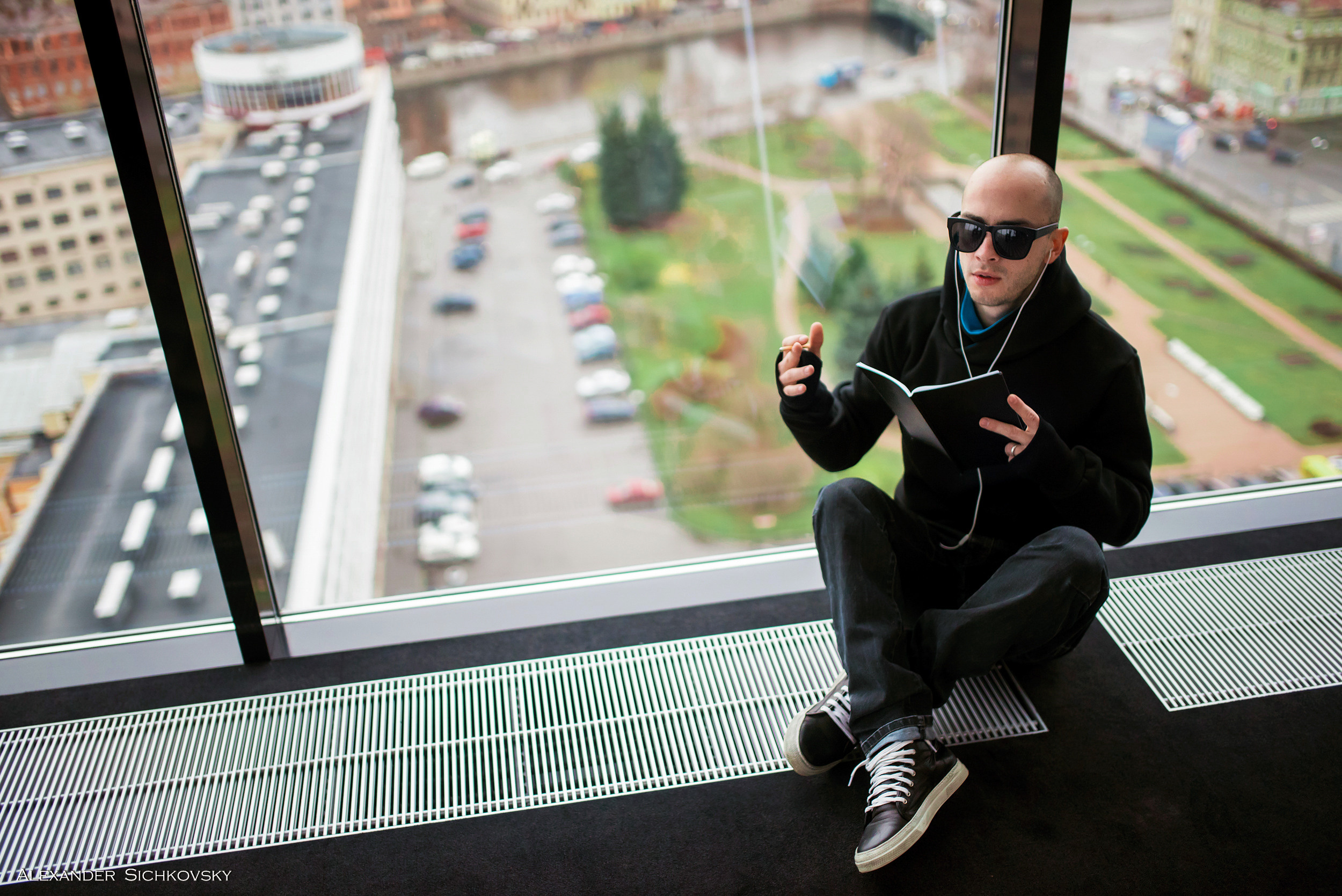 Індивідуальні зйомки та репортаж подій. Предметний фотограф Чернівці для інтернет магазину, сайту, каталогу, контент для бізнесу