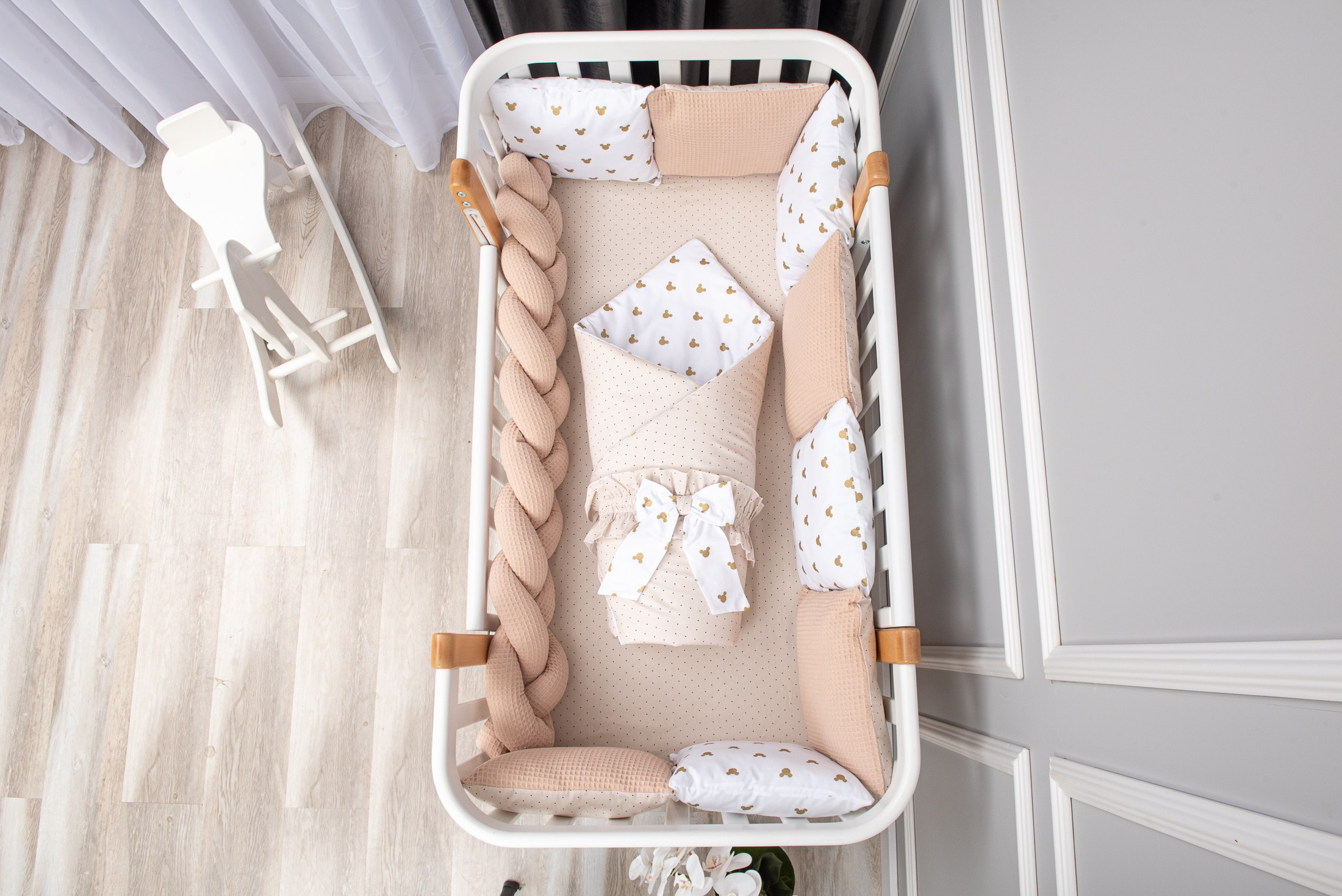 Предметна та каталожна фотографія. Предметний фотограф Чернівці для інтернет магазину, сайту, каталогу, контент для бізнесу