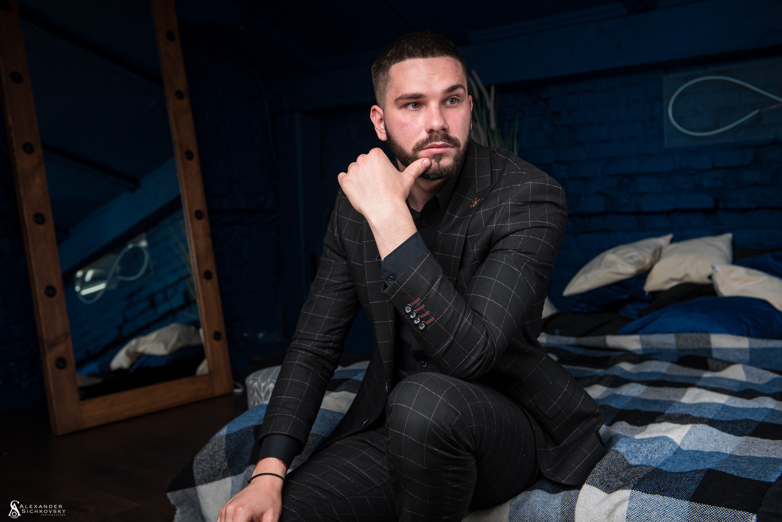 Індивідуальні зйомки та репортаж подій. Предметний фотограф Чернівці для інтернет магазину, сайту, каталогу, контент для бізнесу