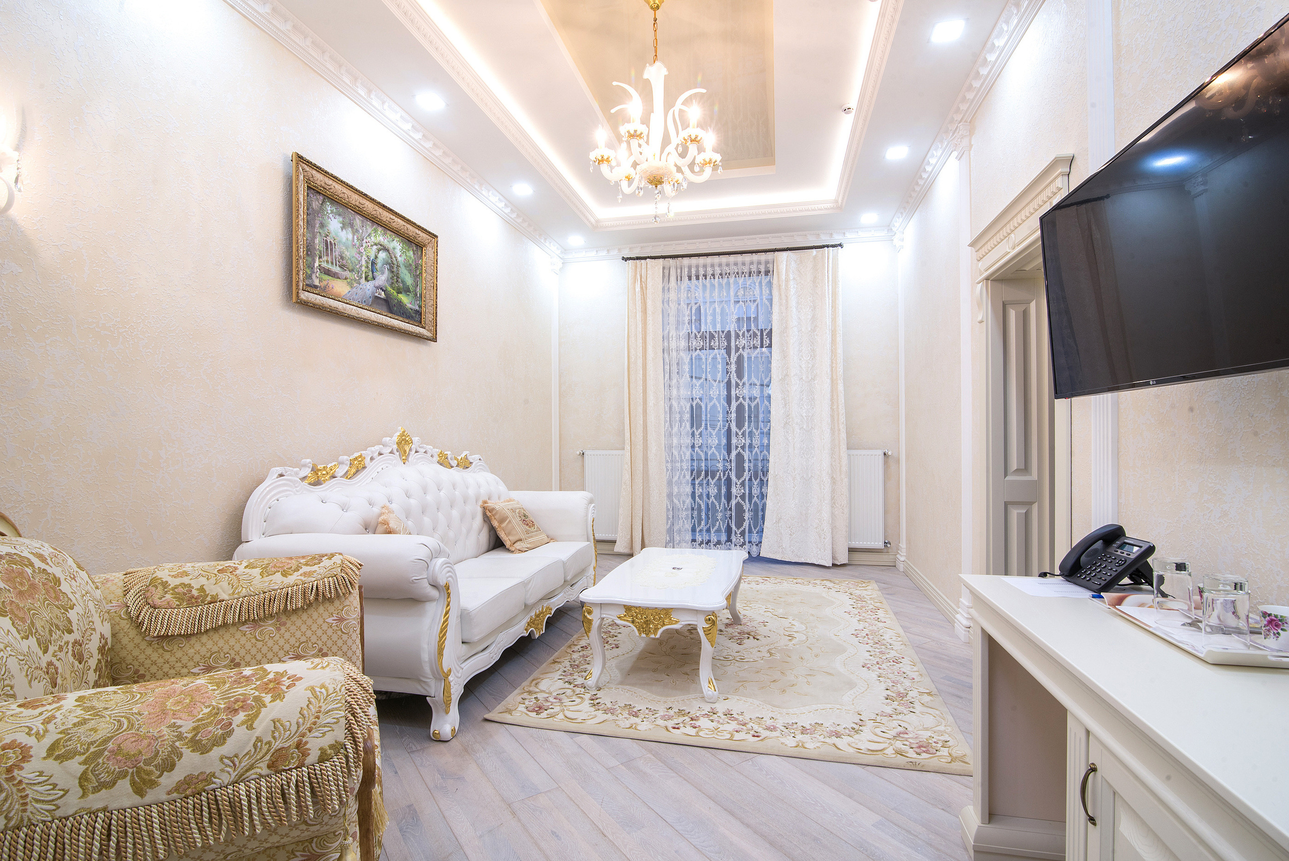 Інтер'єрна фотографія, інтер'єрний фотограф Чернівці, фото для закладу. Предметний фотограф Чернівці для інтернет магазину, сайту, каталогу, контент для бізнесу