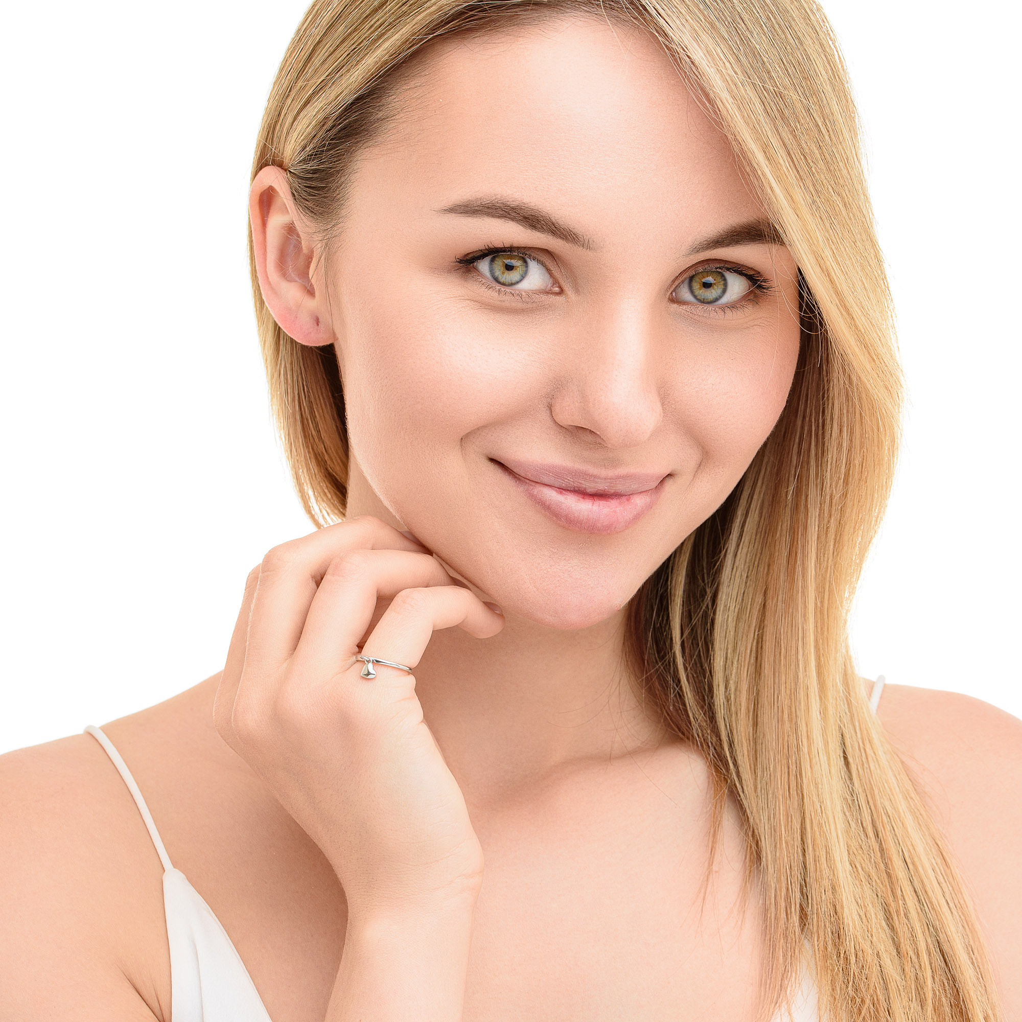 Фото ювелірних прикрас Чернівці, Україна, фотограф ювелірних виробів. Предметний фотограф Чернівці для інтернет магазину, сайту, каталогу, контент для бізнесу