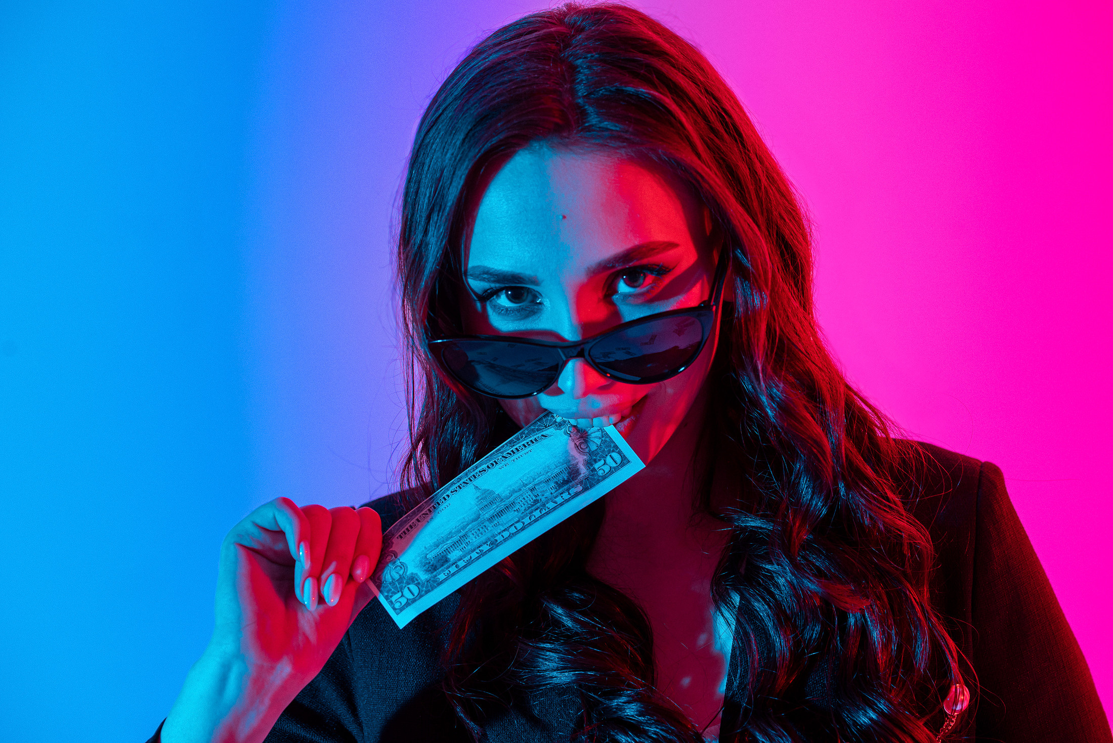 Індивідуальні зйомки та репортаж подій. Предметний фотограф Чернівці для інтернет магазину, сайту, каталогу, контент для бізнесу