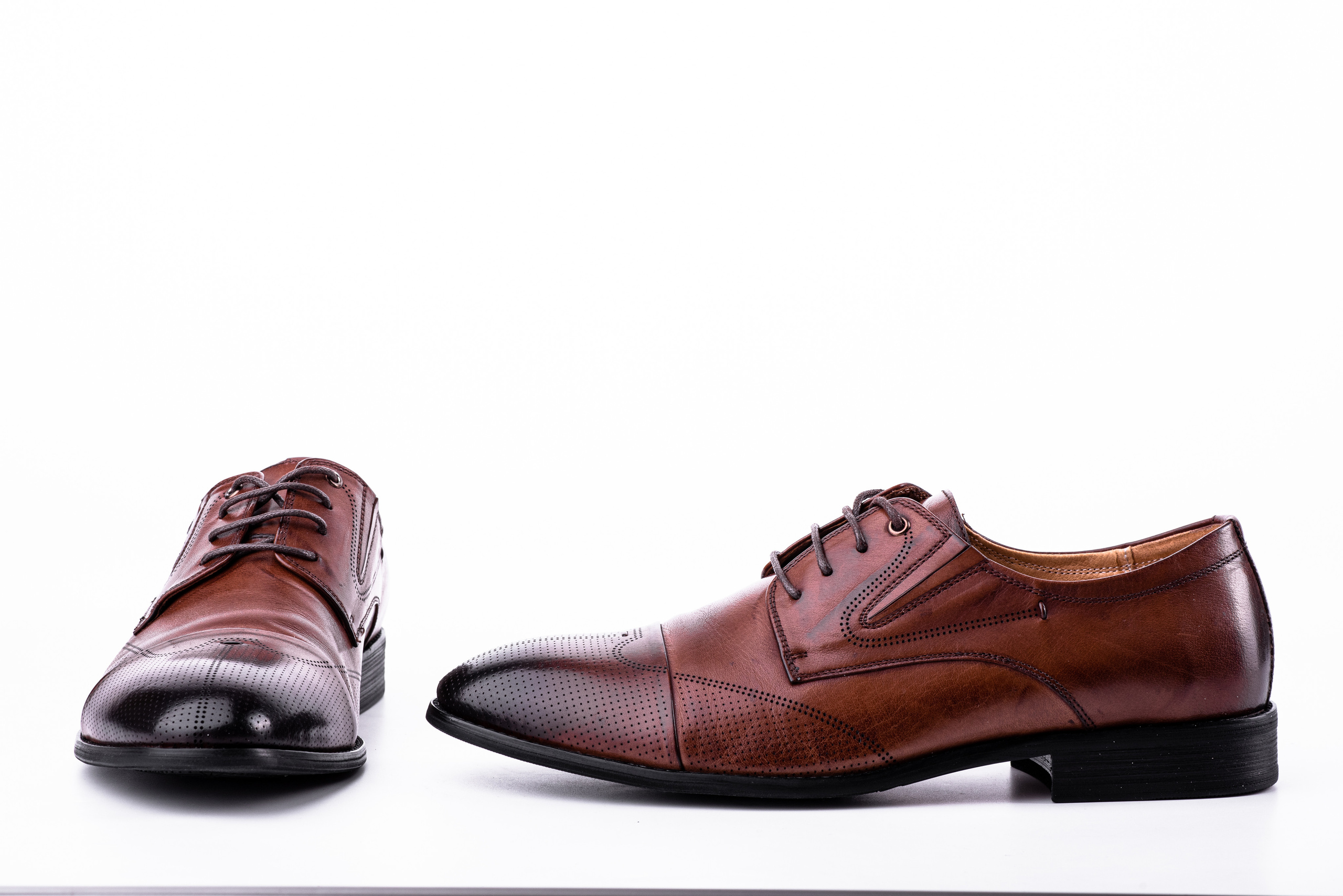 Предметна та каталожна фотографія. Предметний фотограф Чернівці для інтернет магазину, сайту, каталогу, контент для бізнесу