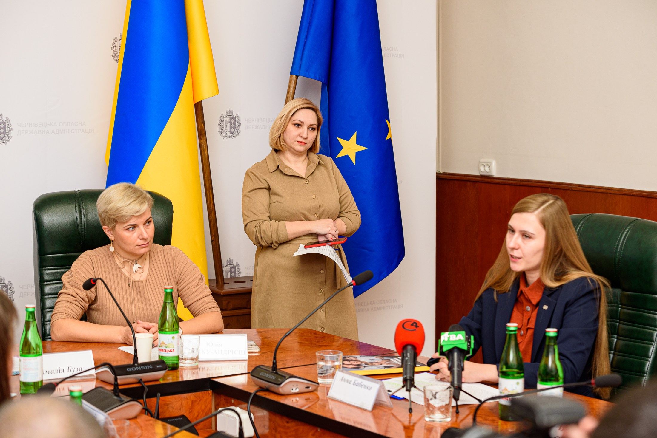 Індивідуальні зйомки та репортаж подій. Предметний фотограф Чернівці для інтернет магазину, сайту, каталогу, контент для бізнесу