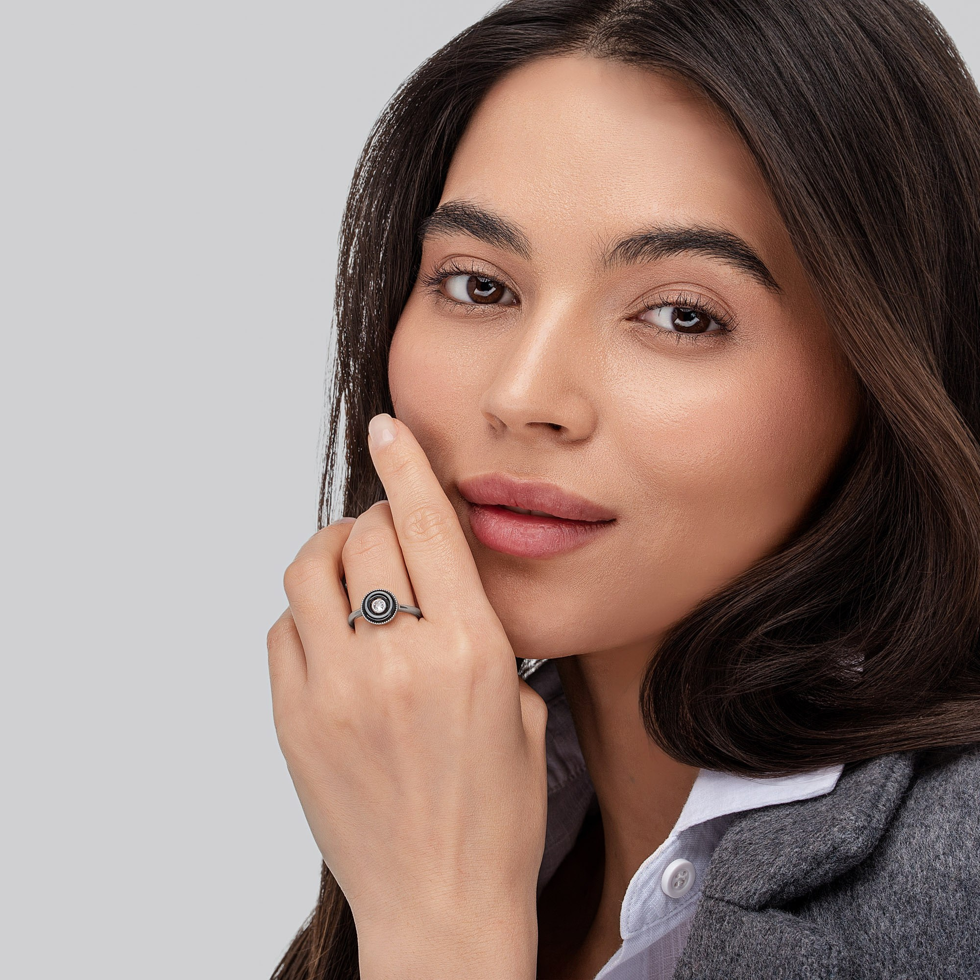 Фото ювелірних прикрас Чернівці, Україна, фотограф ювелірних виробів. Предметний фотограф Чернівці для інтернет магазину, сайту, каталогу, контент для бізнесу