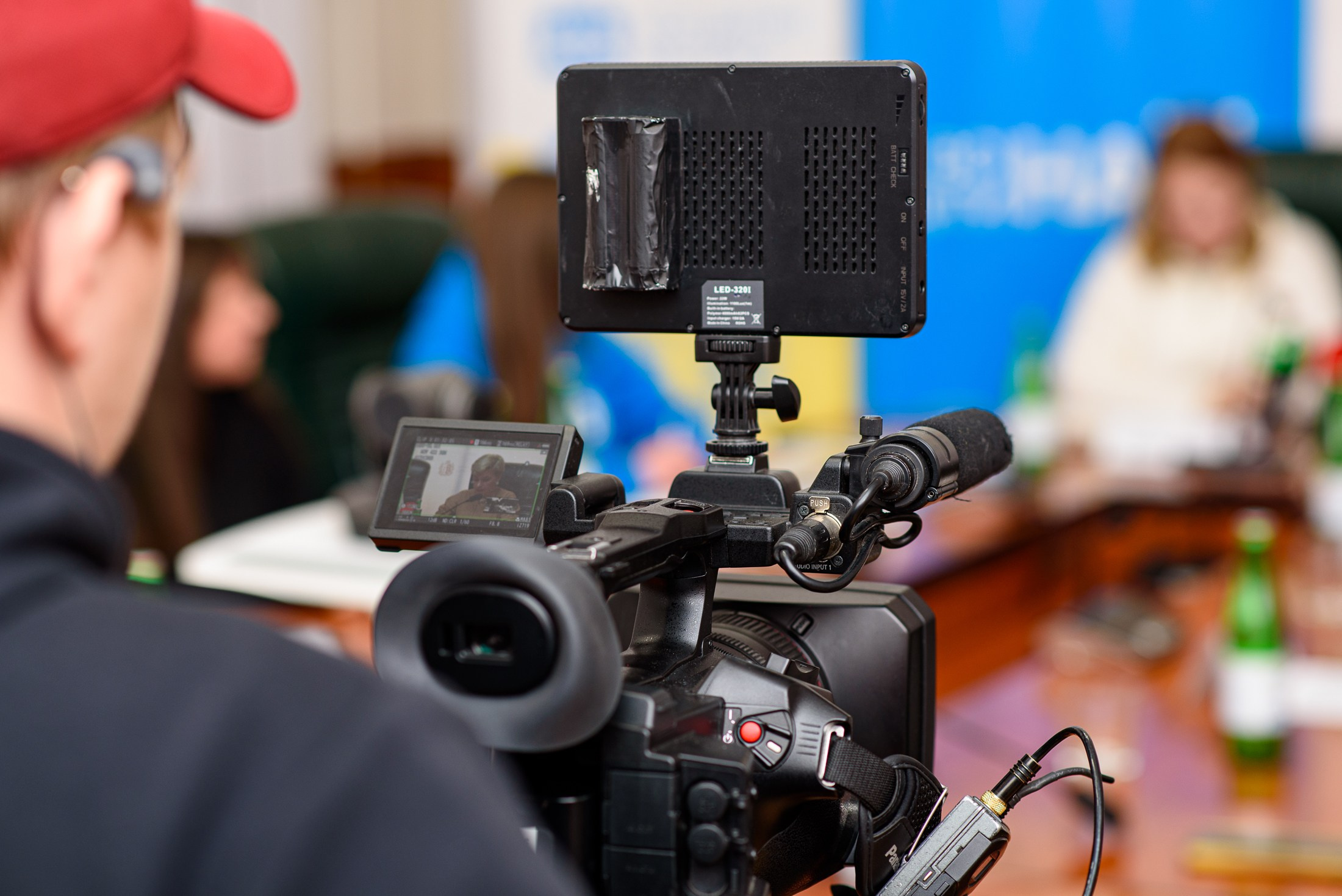 Індивідуальні зйомки та репортаж подій. Предметний фотограф Чернівці для інтернет магазину, сайту, каталогу, контент для бізнесу