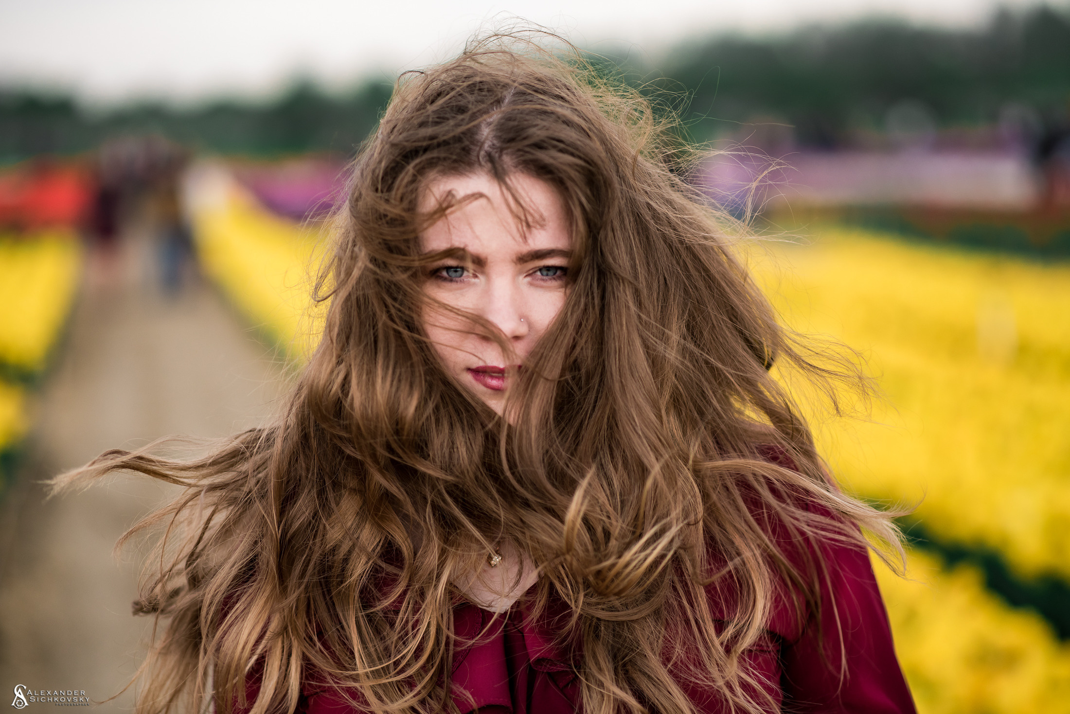 Індивідуальні зйомки та репортаж подій. Предметний фотограф Чернівці для інтернет магазину, сайту, каталогу, контент для бізнесу