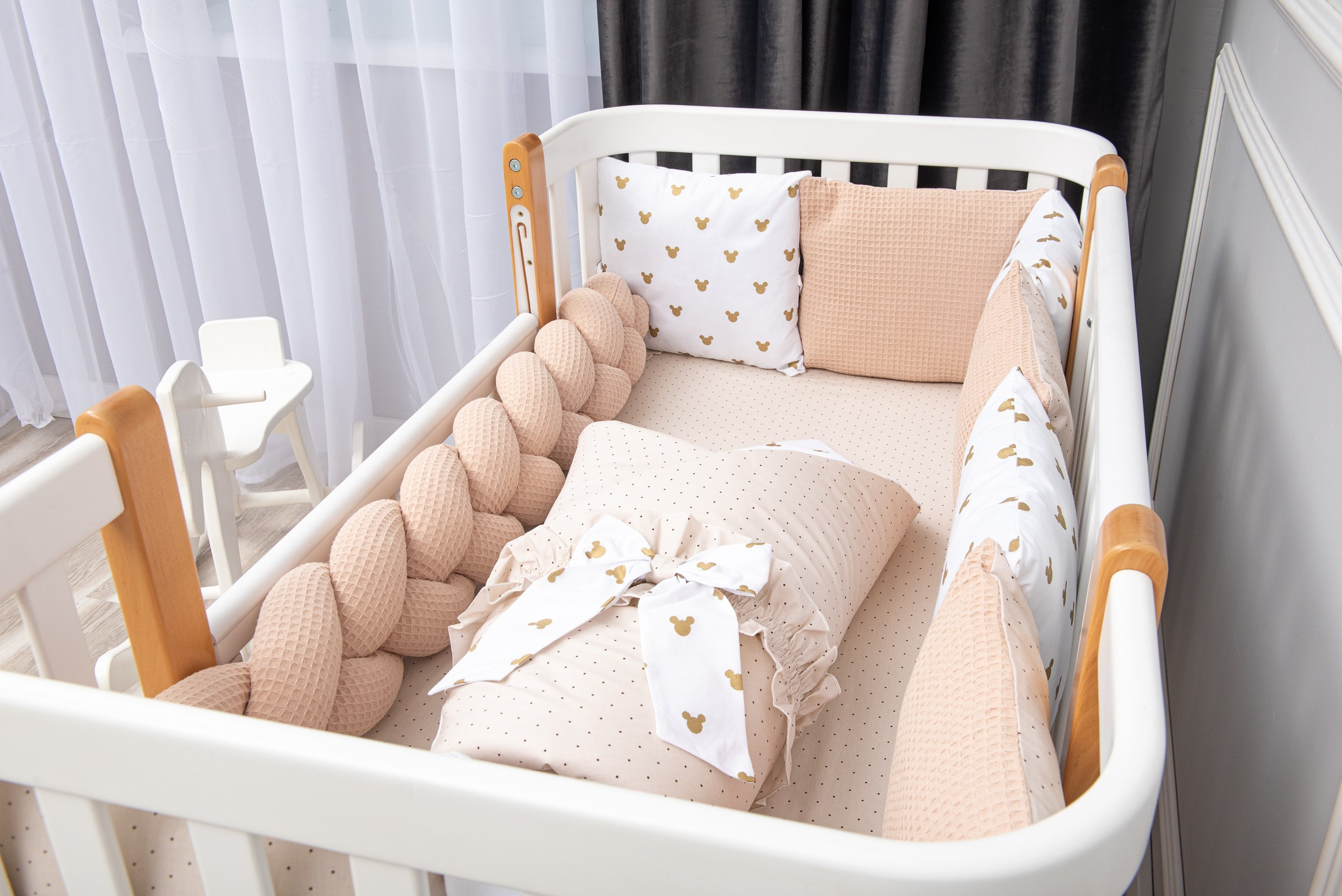 Предметна та каталожна фотографія. Предметний фотограф Чернівці для інтернет магазину, сайту, каталогу, контент для бізнесу