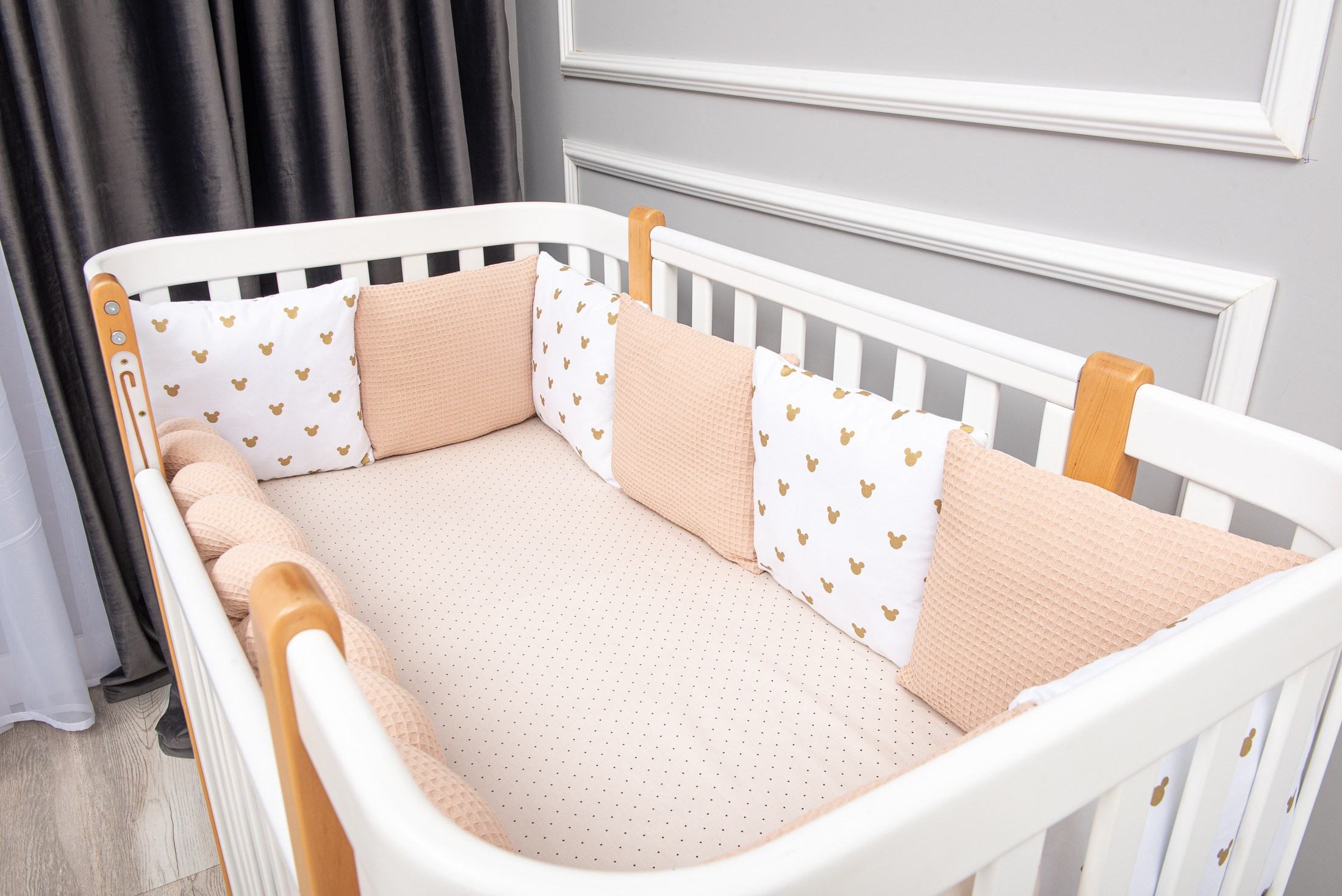 Предметна та каталожна фотографія. Предметний фотограф Чернівці для інтернет магазину, сайту, каталогу, контент для бізнесу