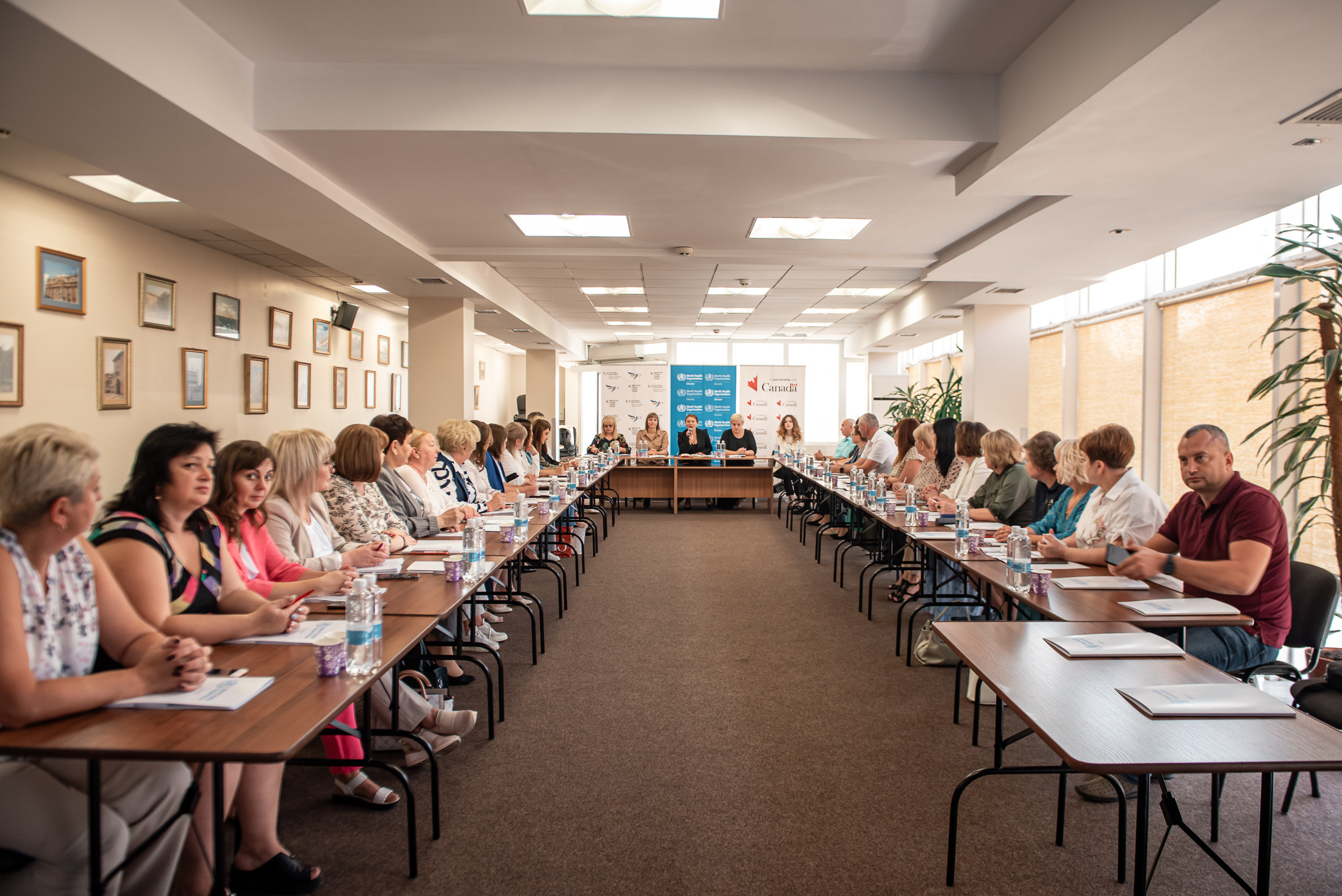 Індивідуальні зйомки та репортаж подій. Предметний фотограф Чернівці для інтернет магазину, сайту, каталогу, контент для бізнесу