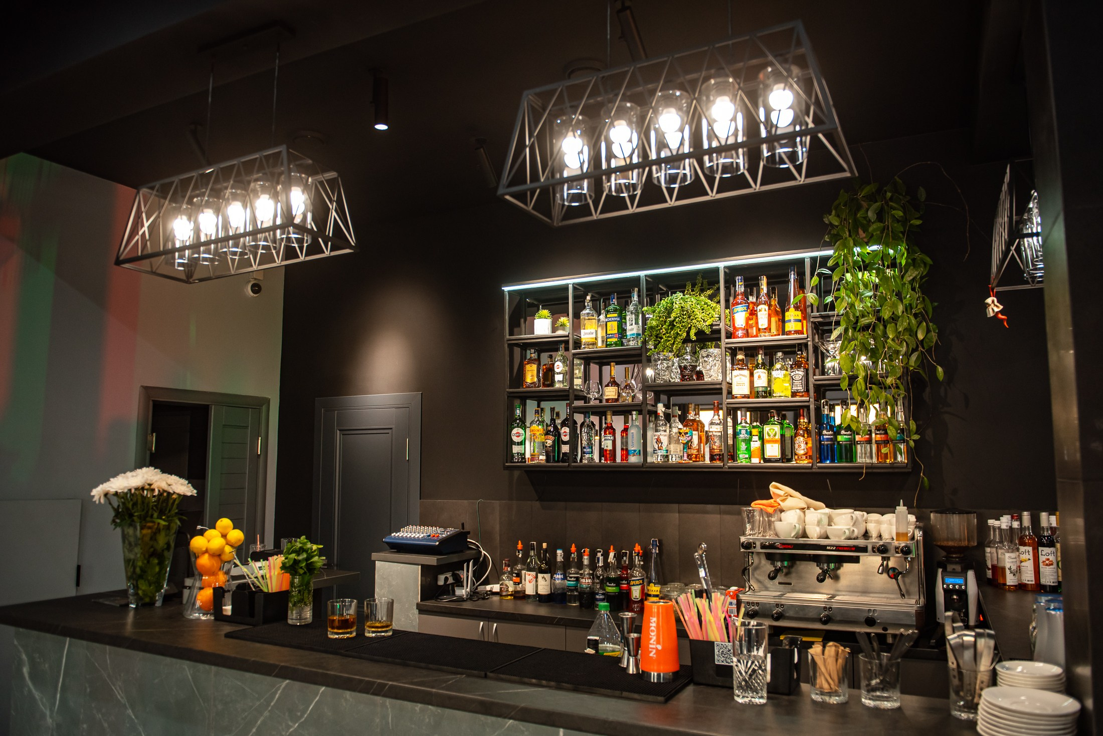 Інтер'єрна фотографія, інтер'єрний фотограф Чернівці, фото для закладу. Предметний фотограф Чернівці для інтернет магазину, сайту, каталогу, контент для бізнесу