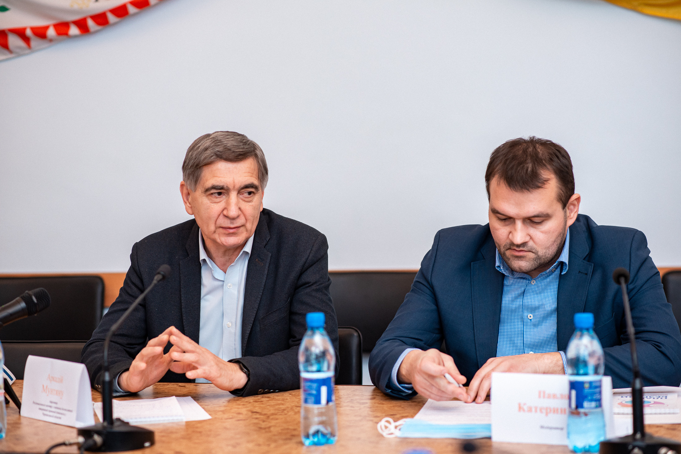 Індивідуальні зйомки та репортаж подій. Предметний фотограф Чернівці для інтернет магазину, сайту, каталогу, контент для бізнесу