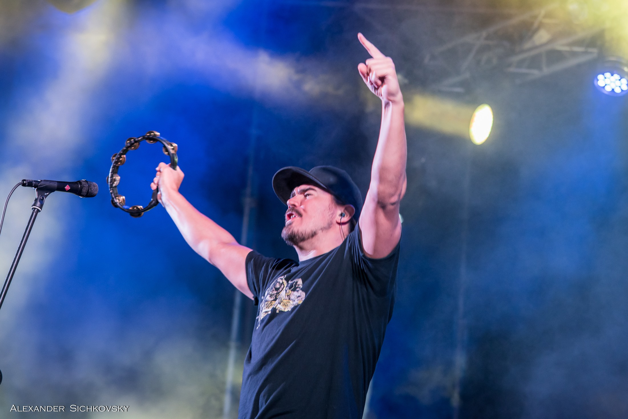 Індивідуальні зйомки та репортаж подій. Предметний фотограф Чернівці для інтернет магазину, сайту, каталогу, контент для бізнесу