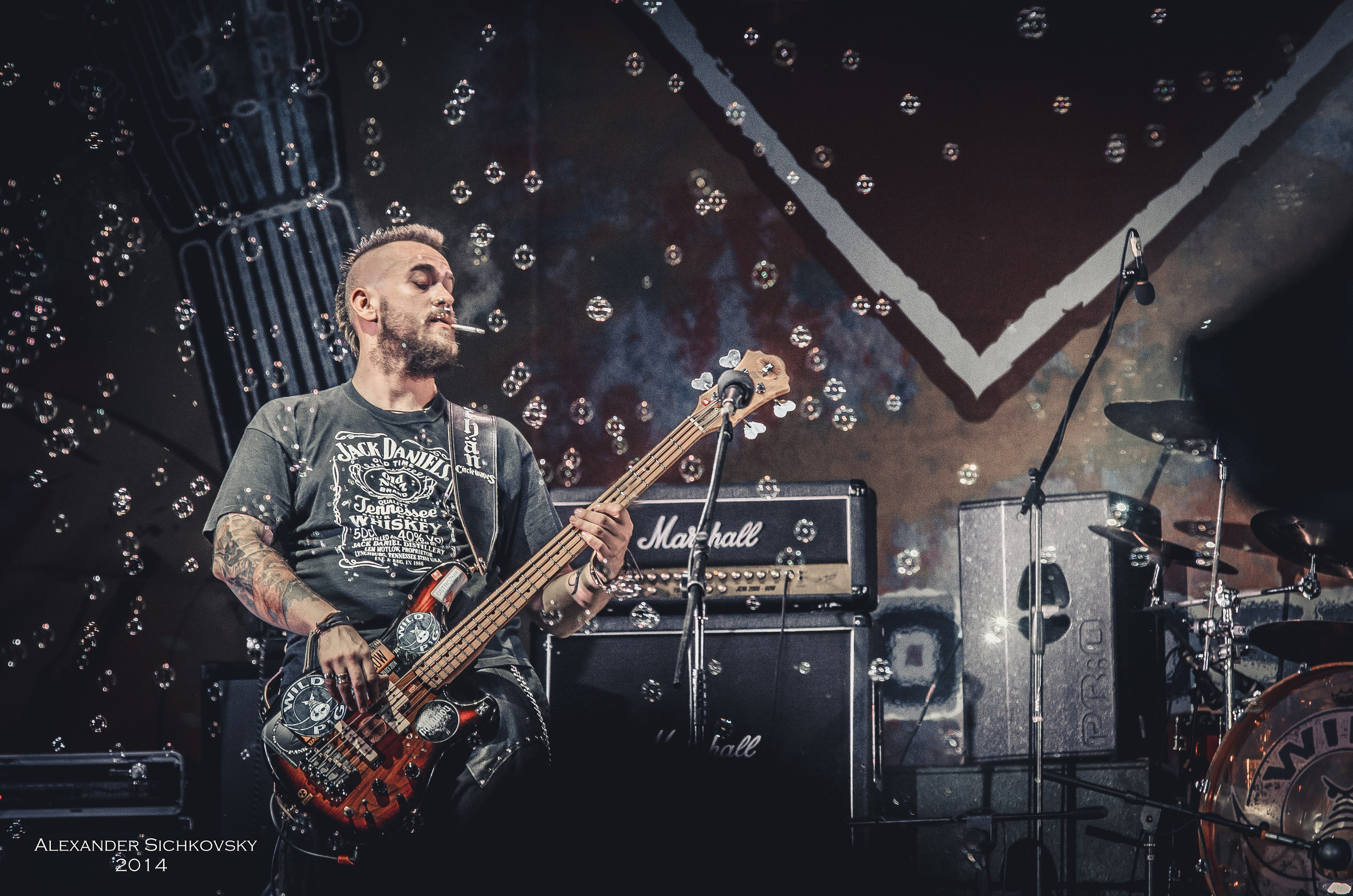 Індивідуальні зйомки та репортаж подій. Предметний фотограф Чернівці для інтернет магазину, сайту, каталогу, контент для бізнесу