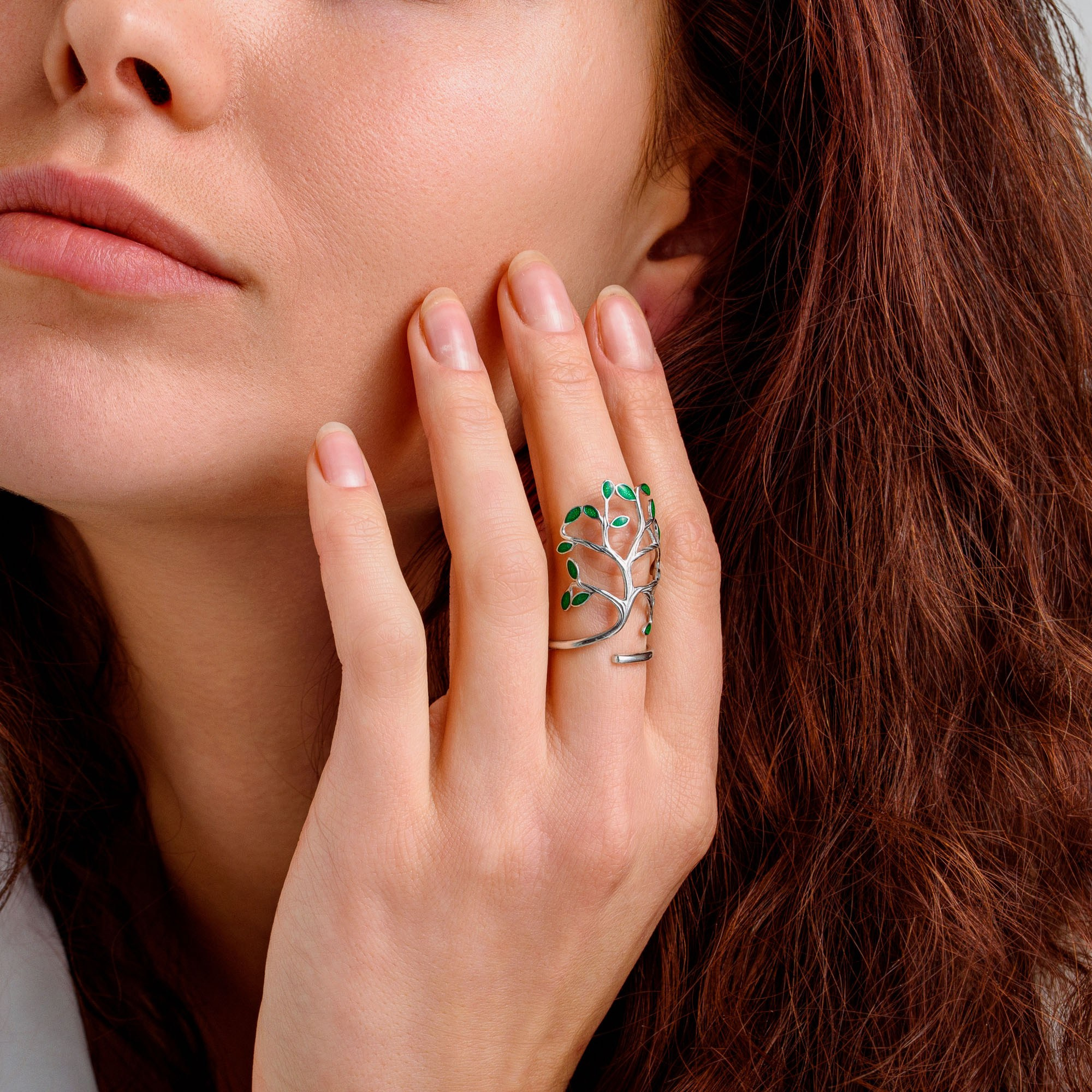 Фото ювелірних прикрас Чернівці, Україна, фотограф ювелірних виробів. Предметний фотограф Чернівці для інтернет магазину, сайту, каталогу, контент для бізнесу