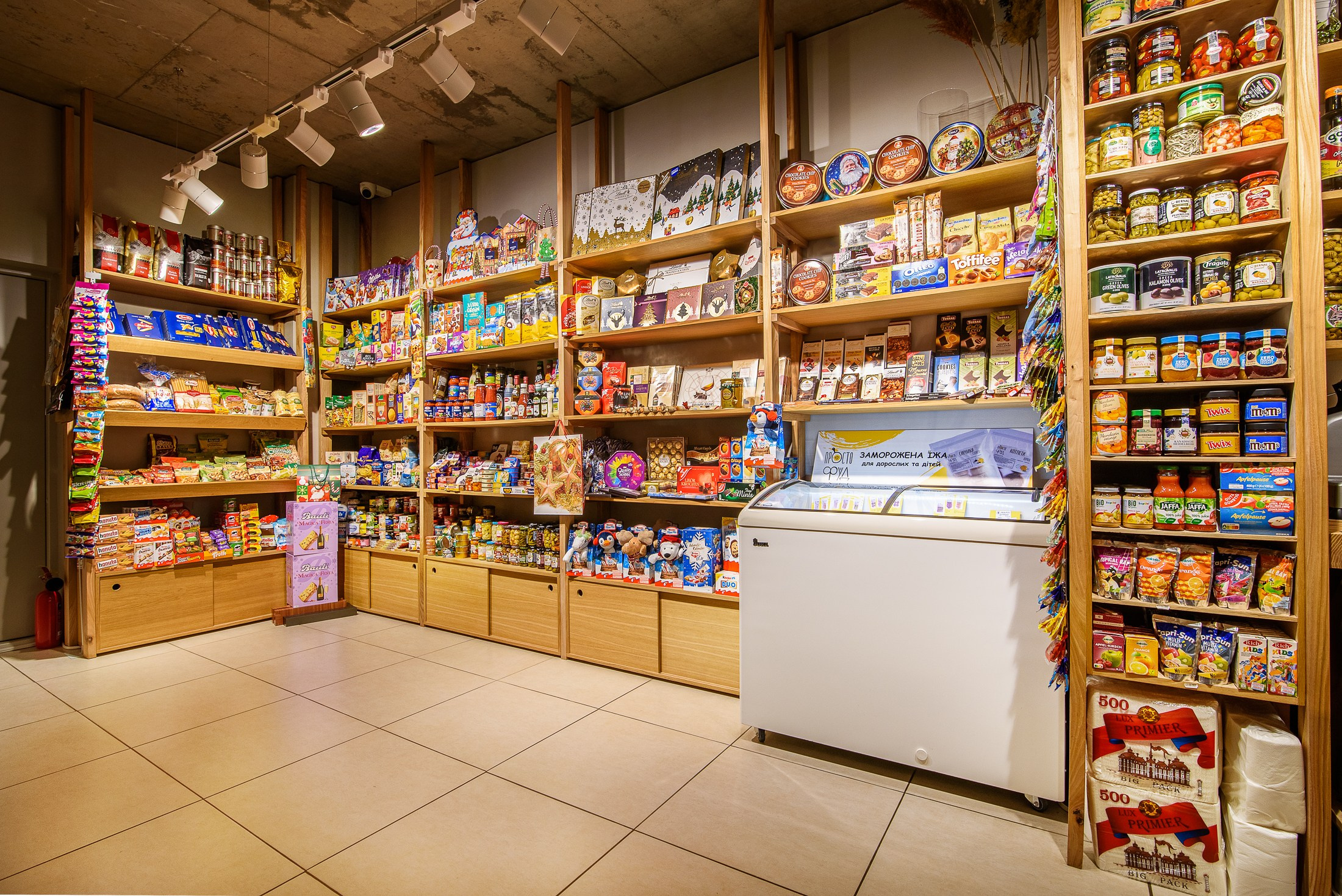 Інтер'єрна фотографія, інтер'єрний фотограф Чернівці, фото для закладу. Предметний фотограф Чернівці для інтернет магазину, сайту, каталогу, контент для бізнесу